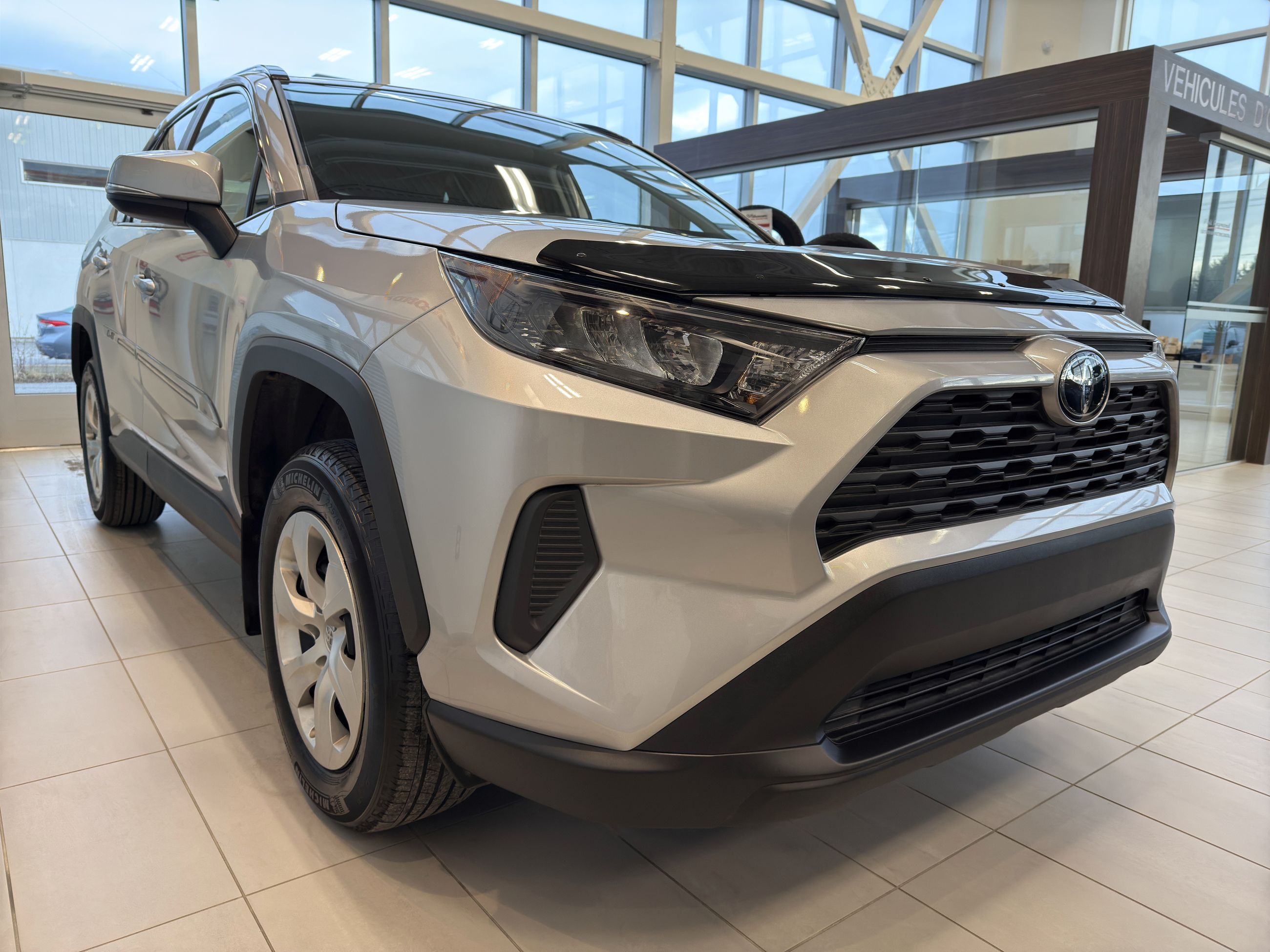 Toyota RAV4 LE AWD 2021-7