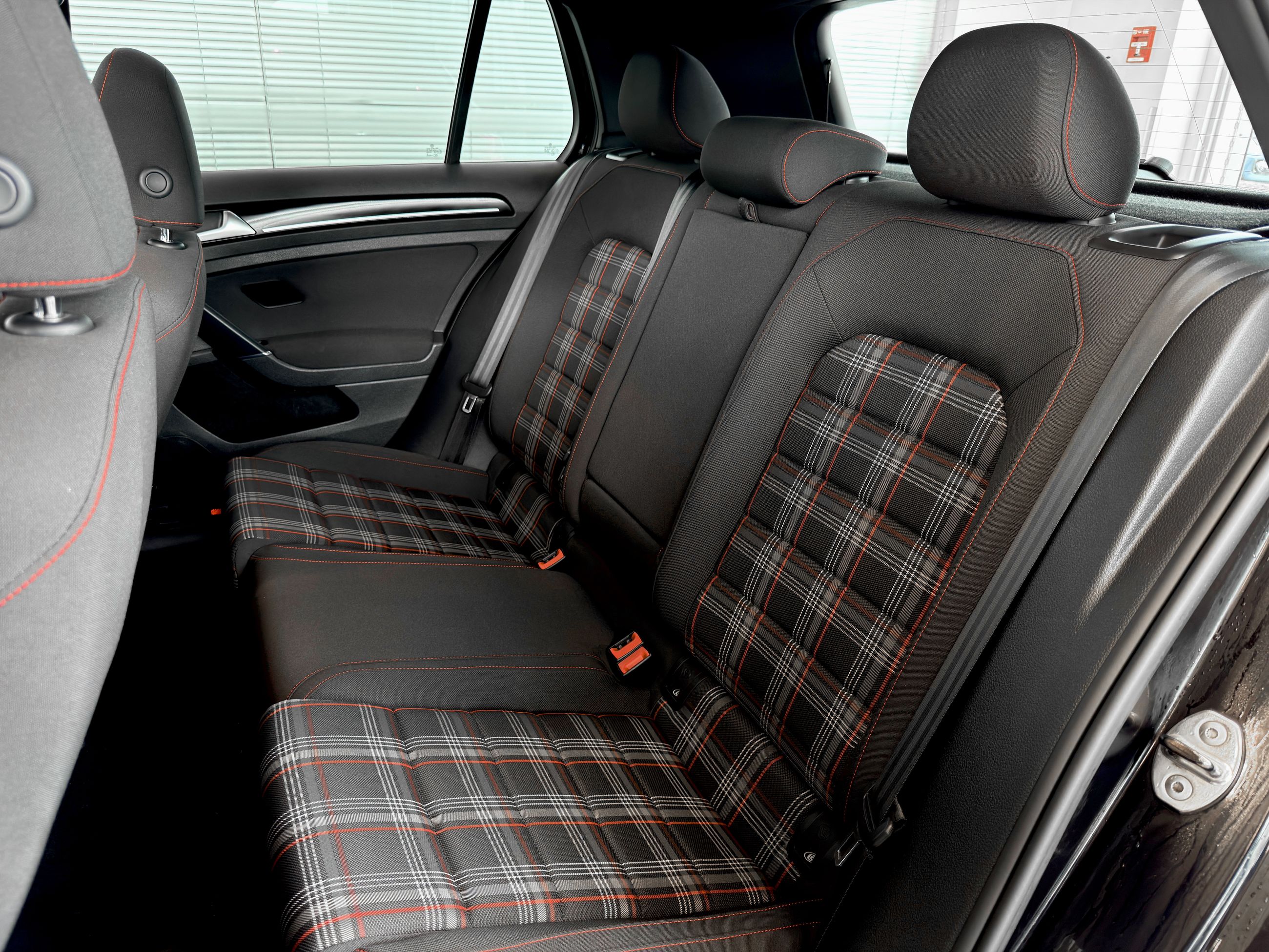 Volkswagen Golf GTI Autobahn 2015-20