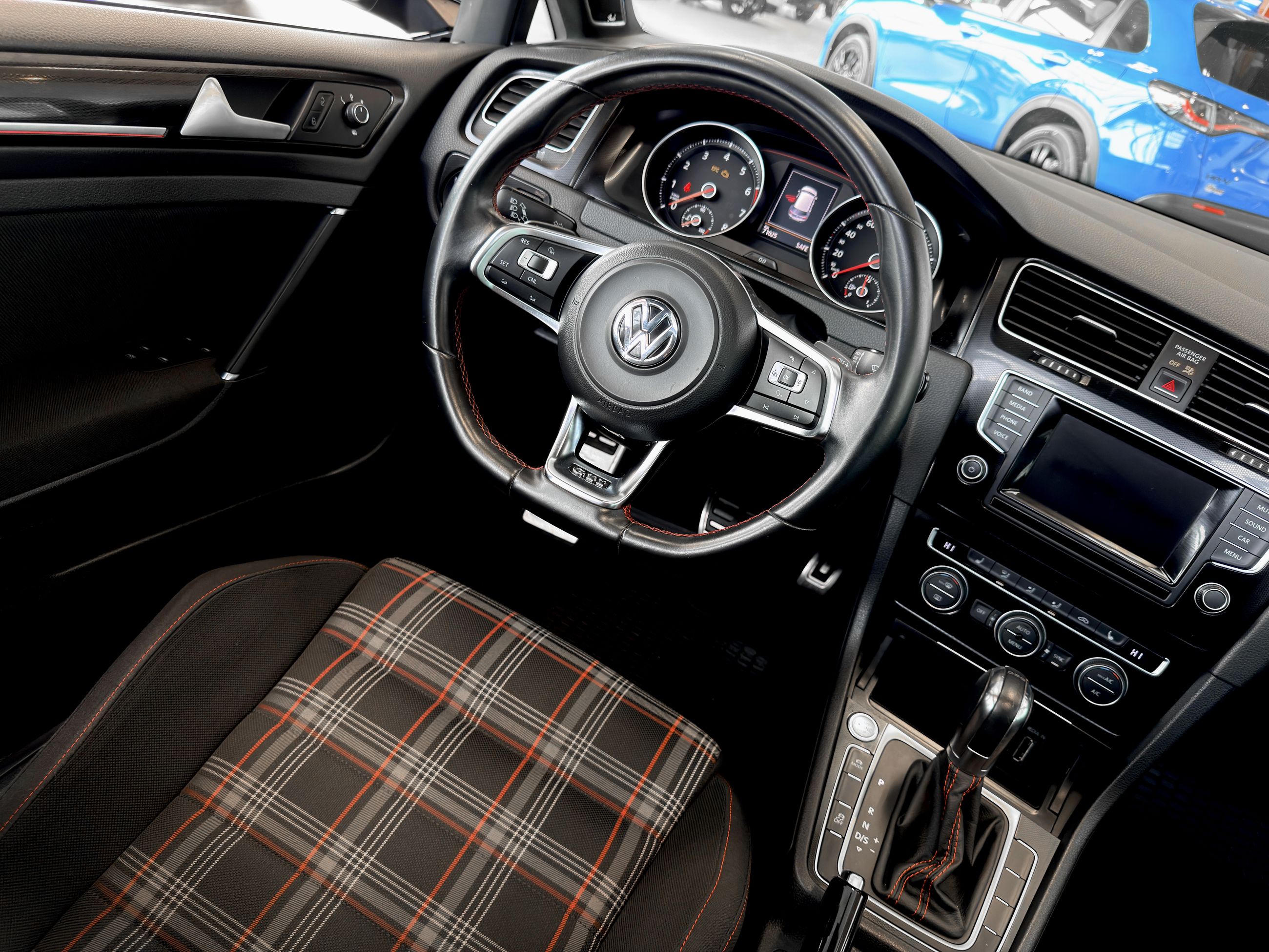 Volkswagen Golf GTI Autobahn 2015-22