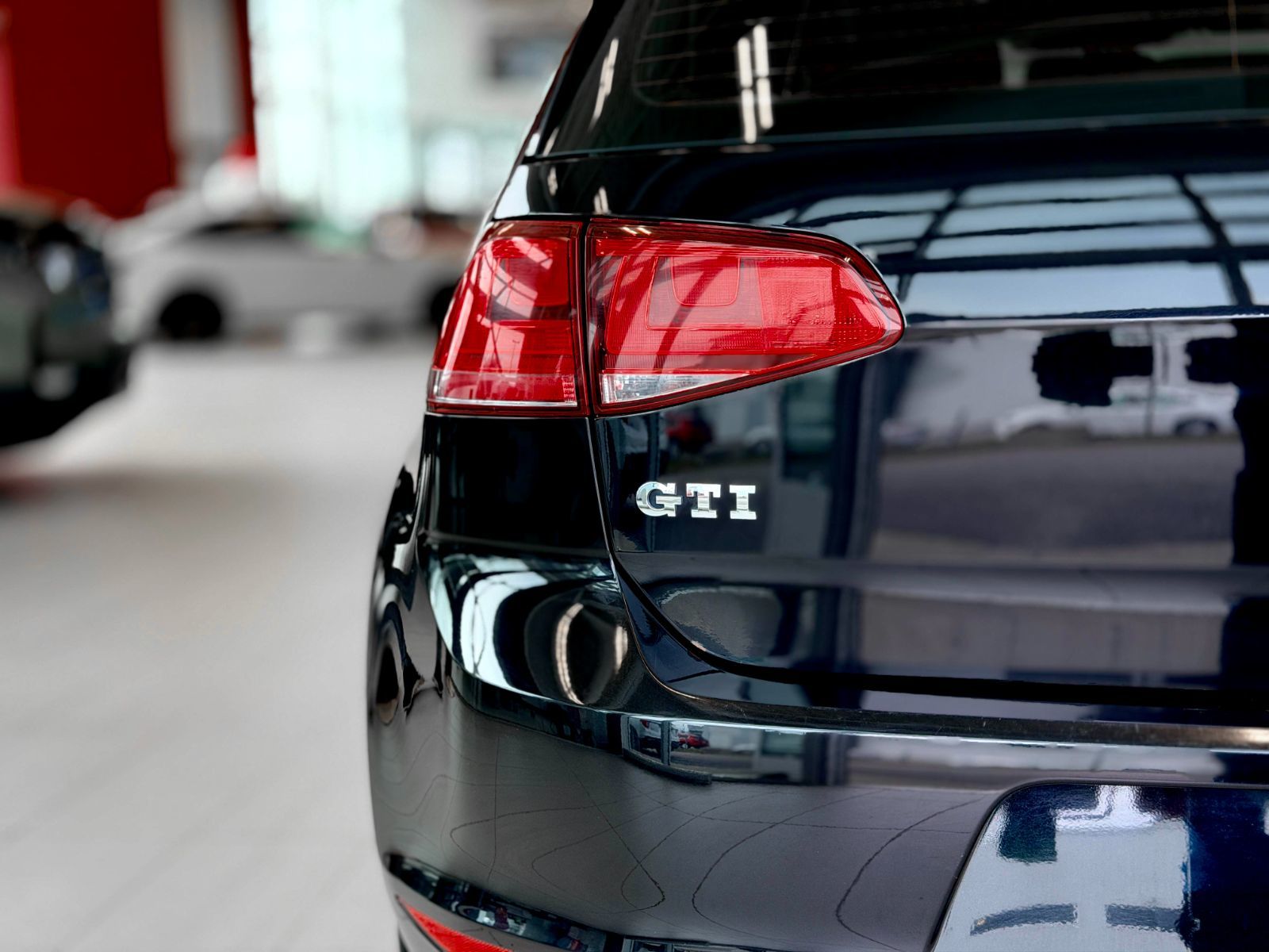 Volkswagen Golf GTI Autobahn 2015-11