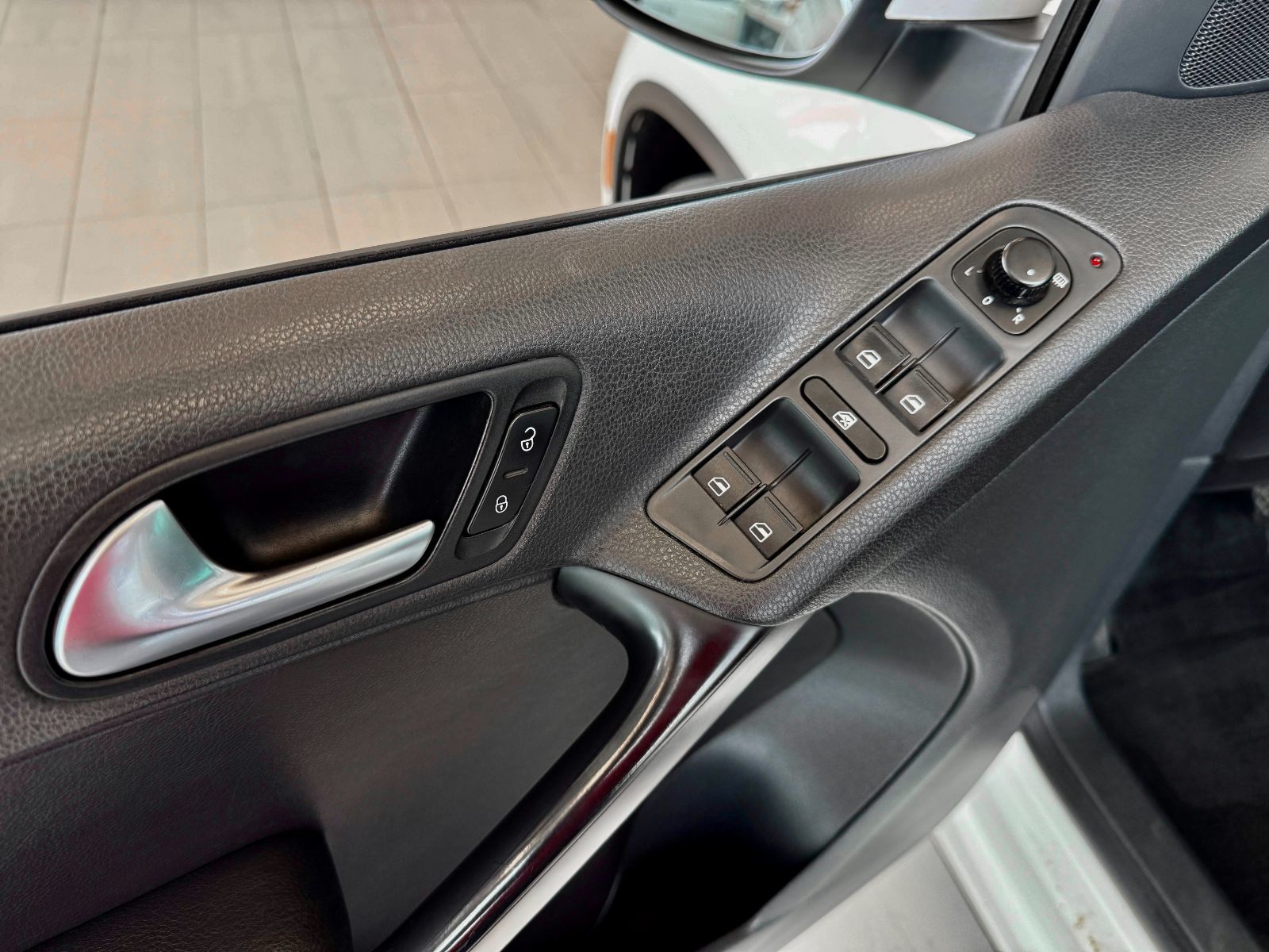 Volkswagen Tiguan Highline 2014-24