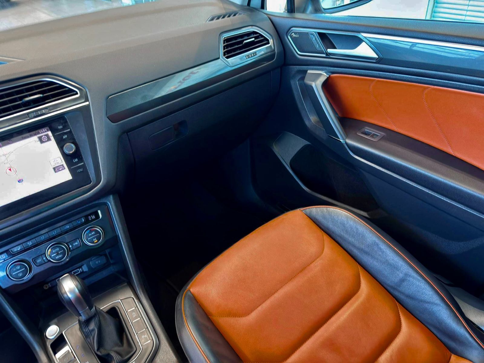 Volkswagen Tiguan Highline 2018-18