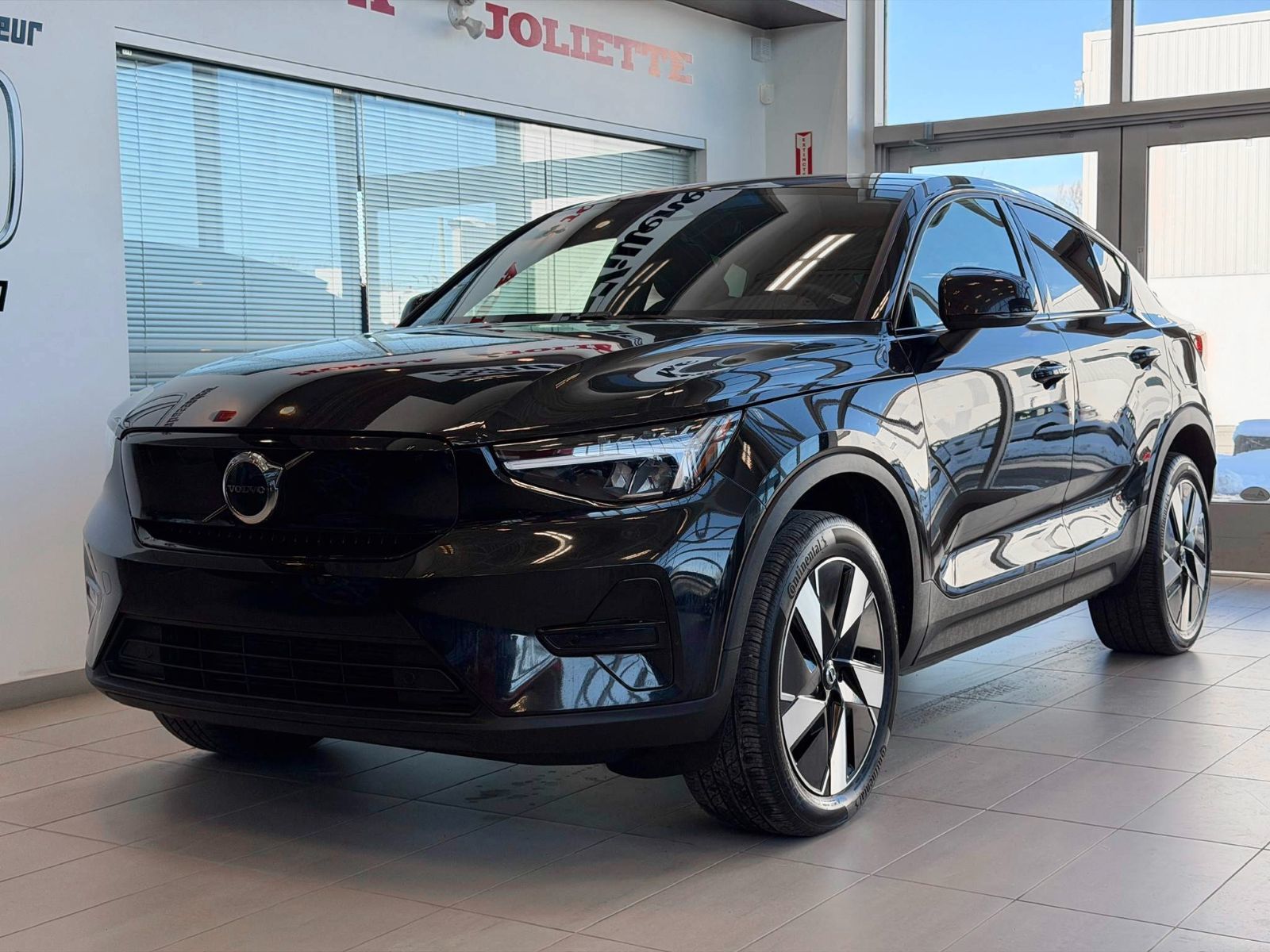 2024 Volvo C40 Recharge Pure Electric Core-2