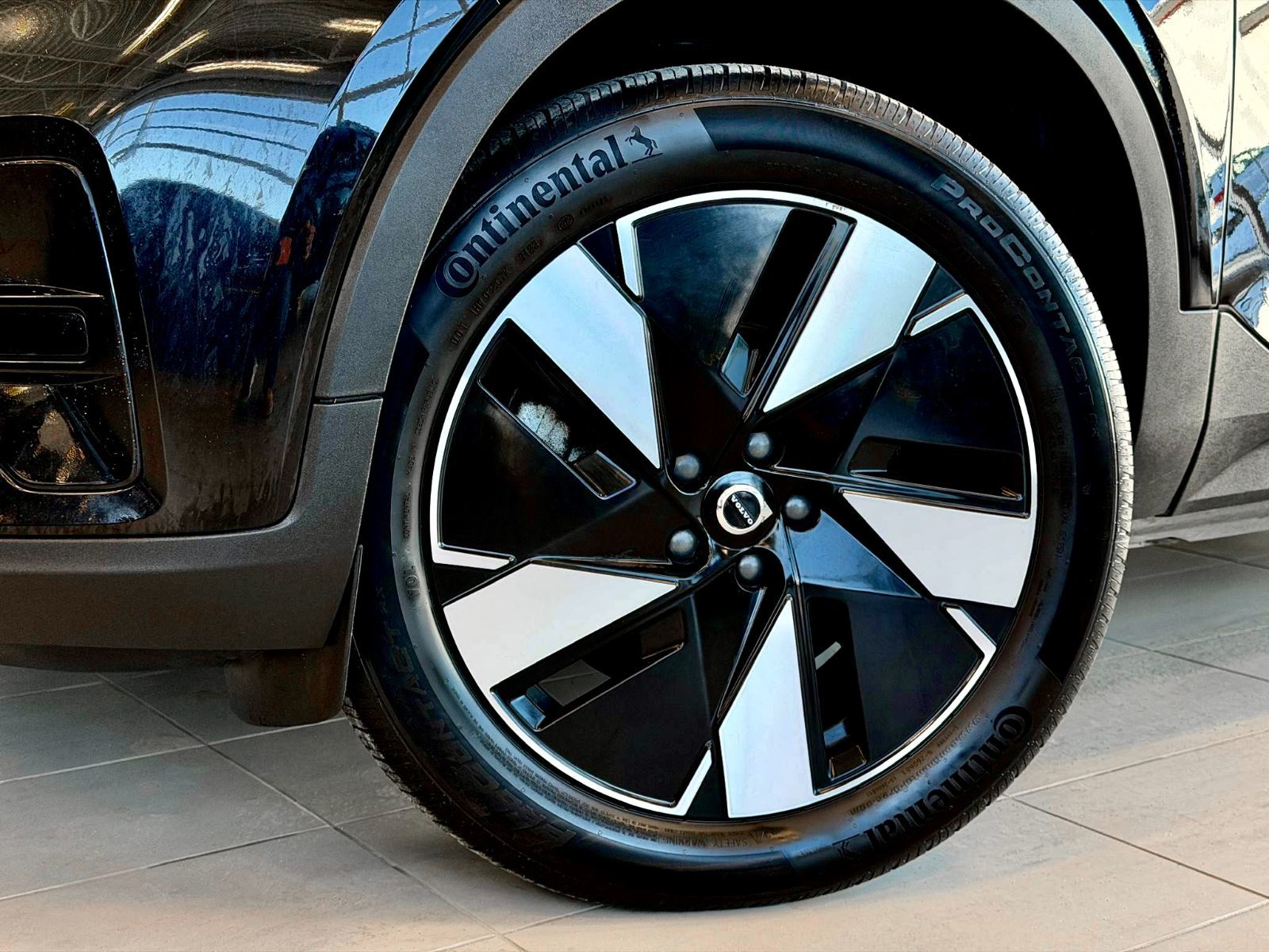 2024 Volvo C40 Recharge Pure Electric Core-15