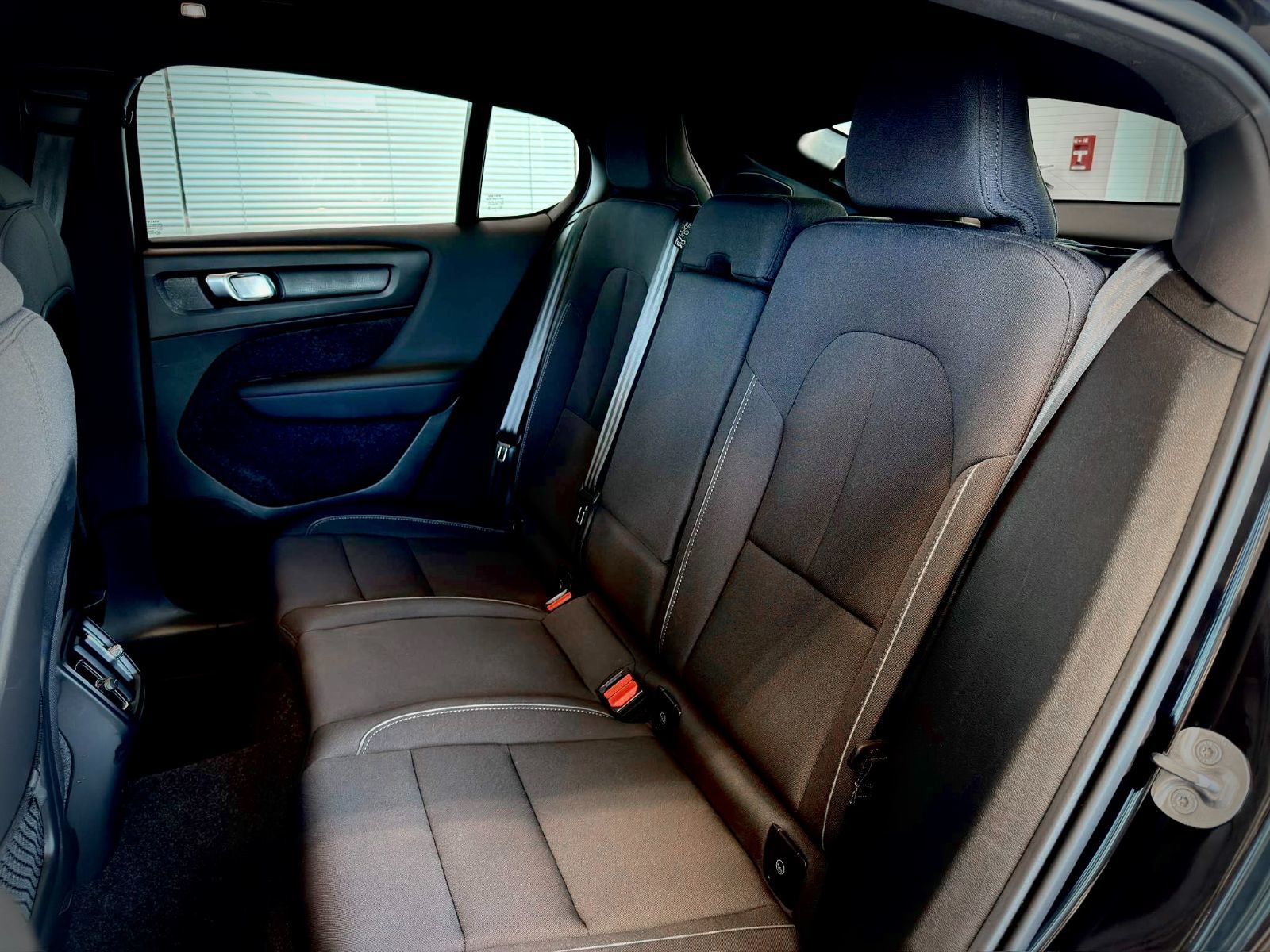 2024 Volvo C40 Recharge Pure Electric Core-19