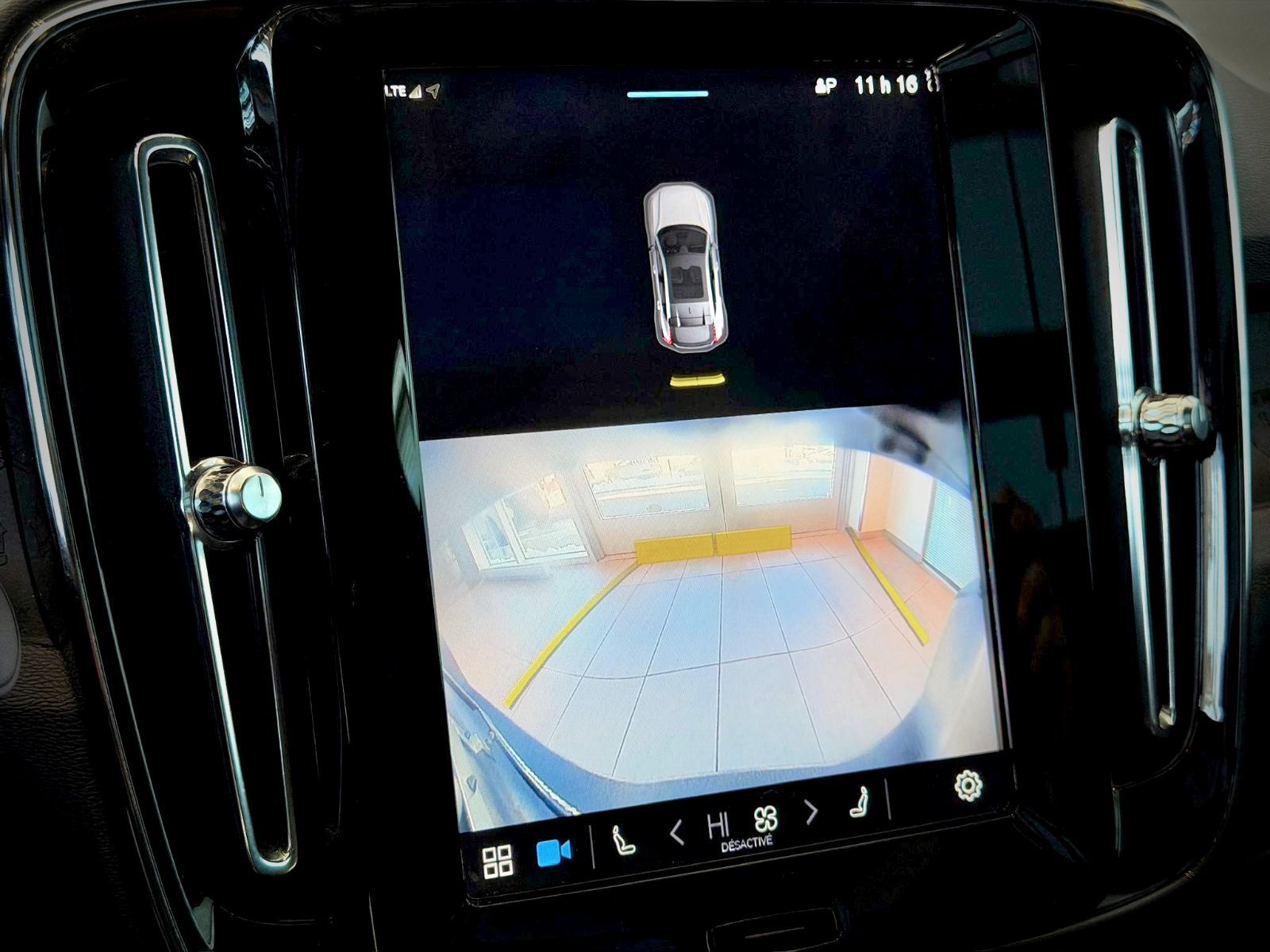 2024 Volvo C40 Recharge Pure Electric Core-29