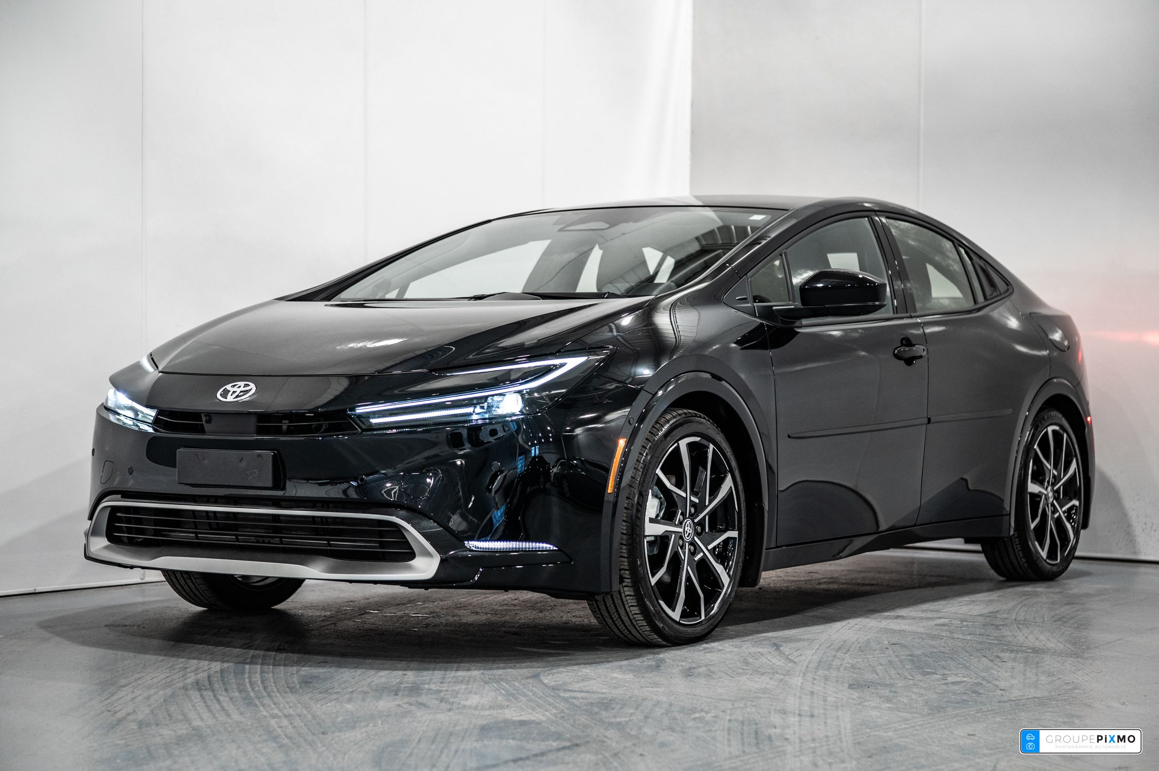 2026 Toyota Prius Prime XSE PREMIUM