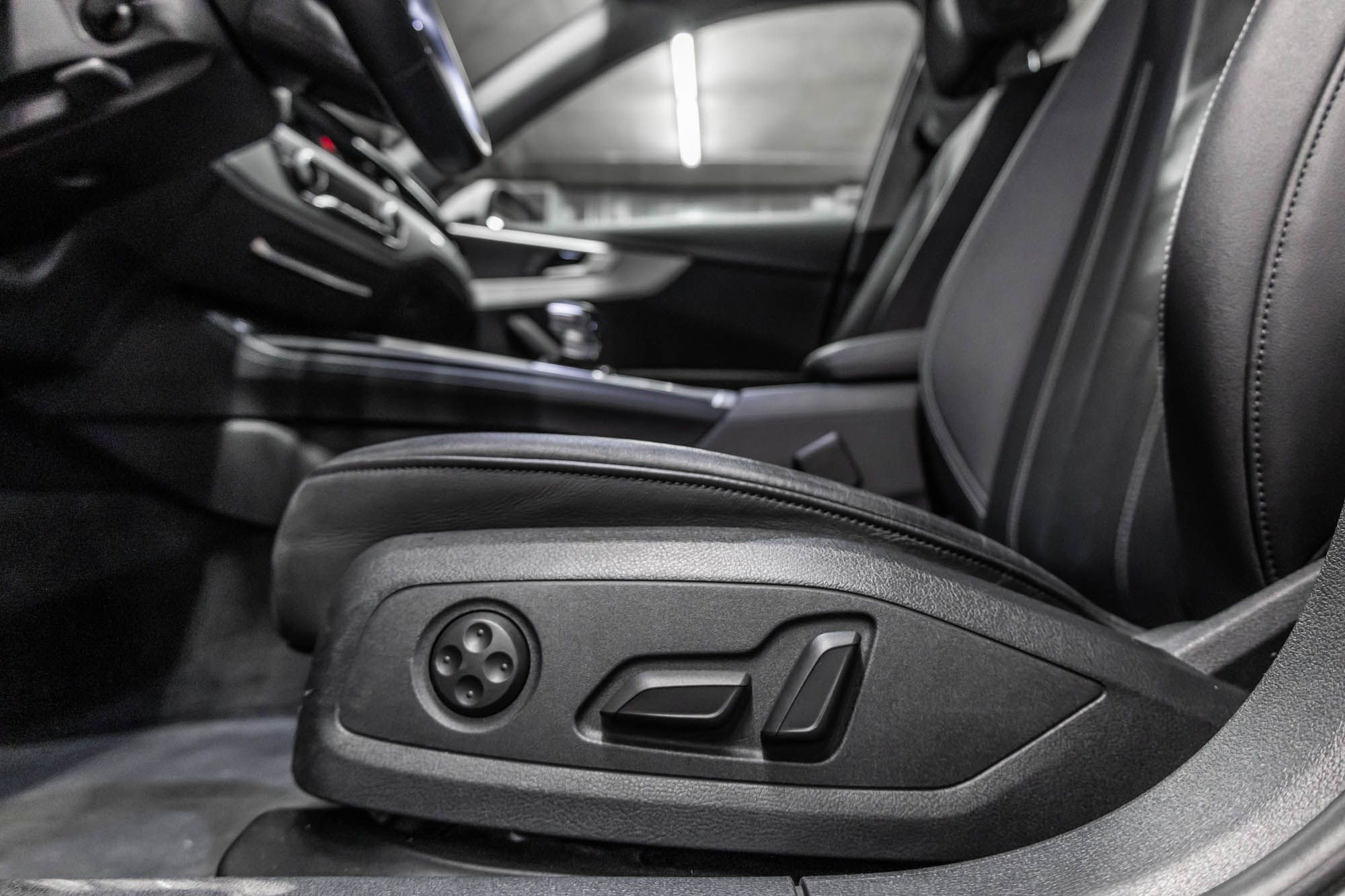 2020 Audi A4 in Dorval, Quebec