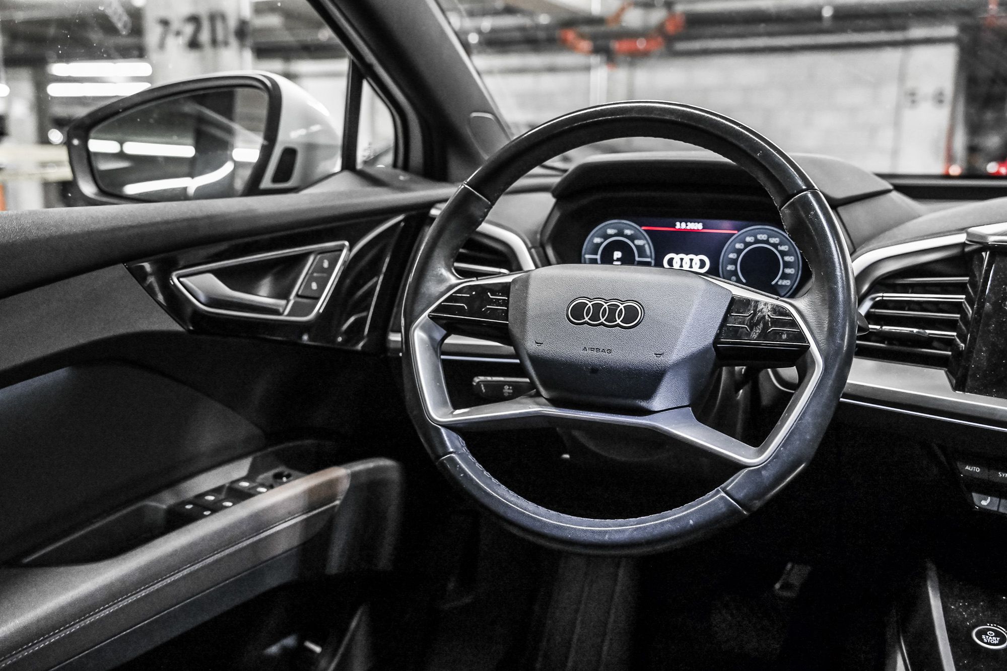 2024 Audi Q4 e-tron in Dorval, Quebec