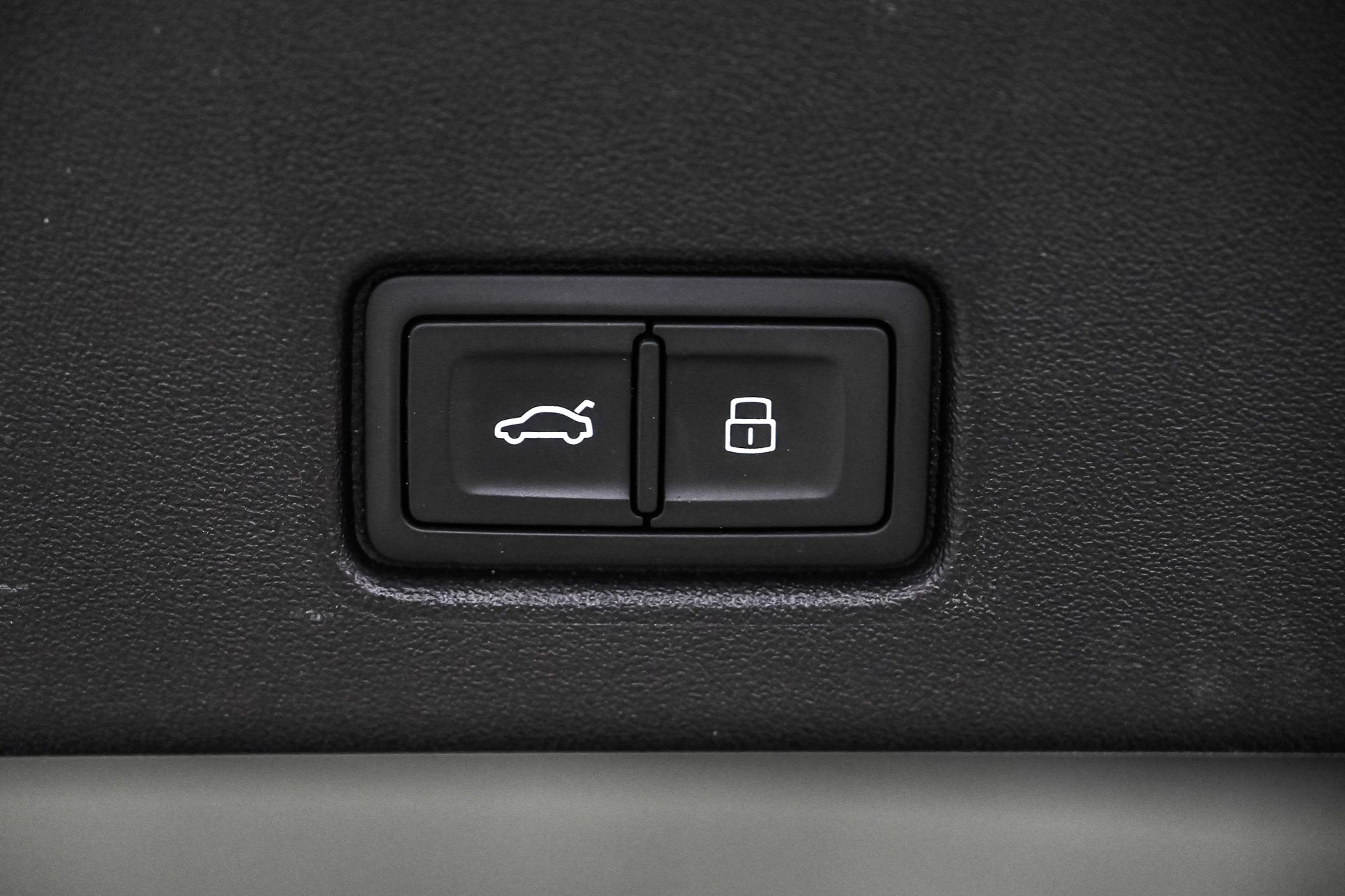 Photo 2024 Audi Q4 e-tron 50 quattro #7