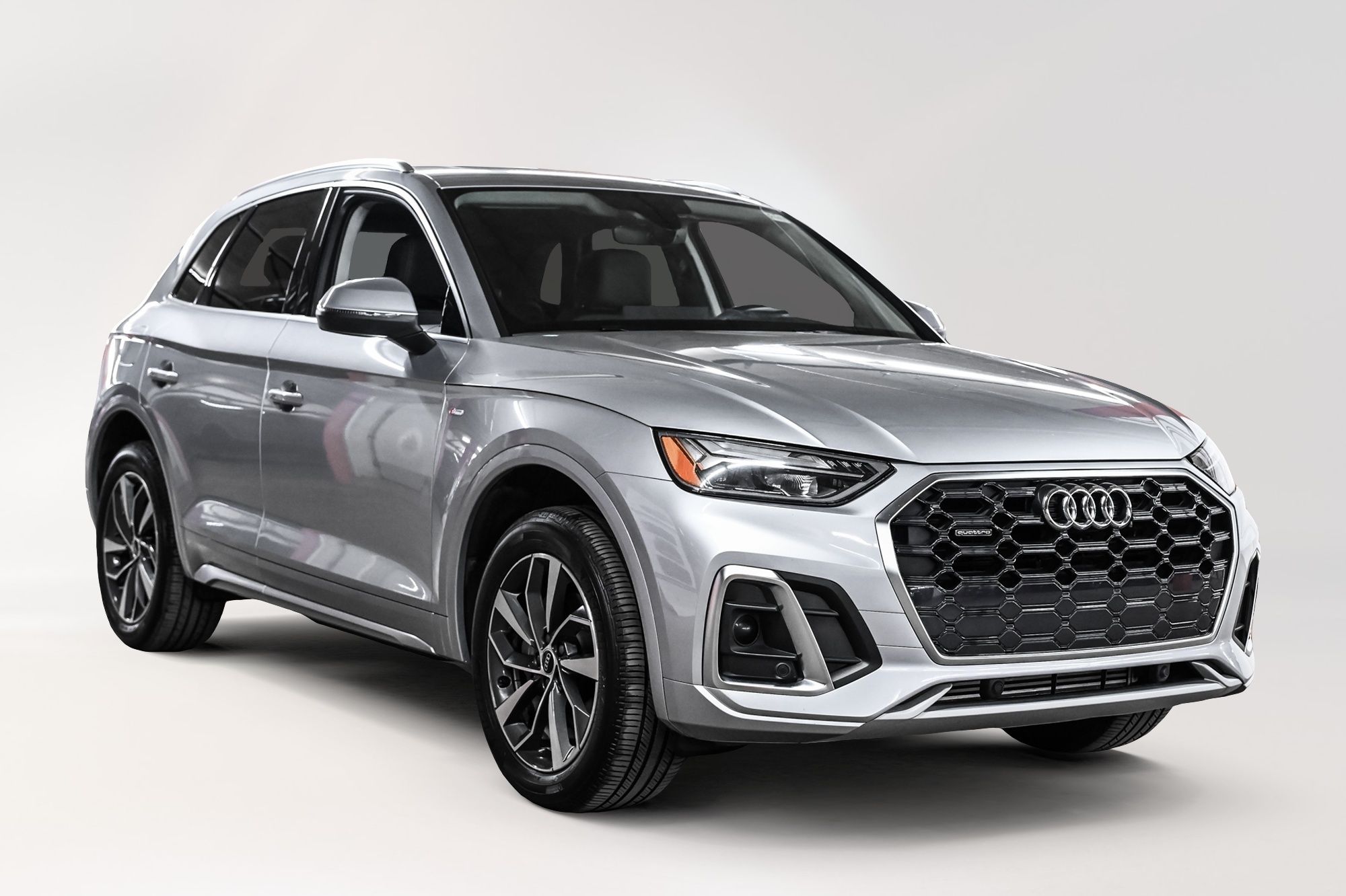 Audi Q5  2021 à Dorval, Québec