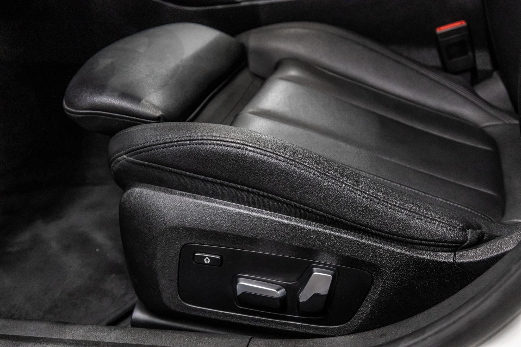 2019 BMW 330i in Dorval, Quebec