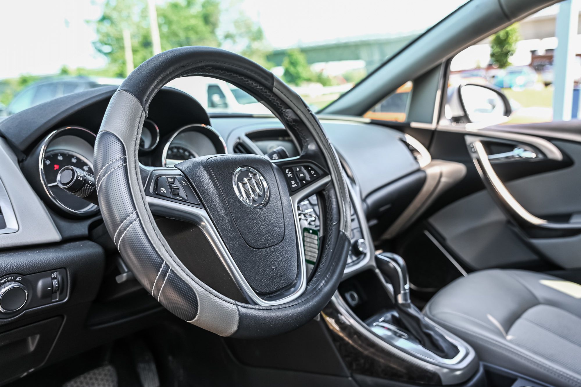 Photo Buick Verano Base 2016 #8