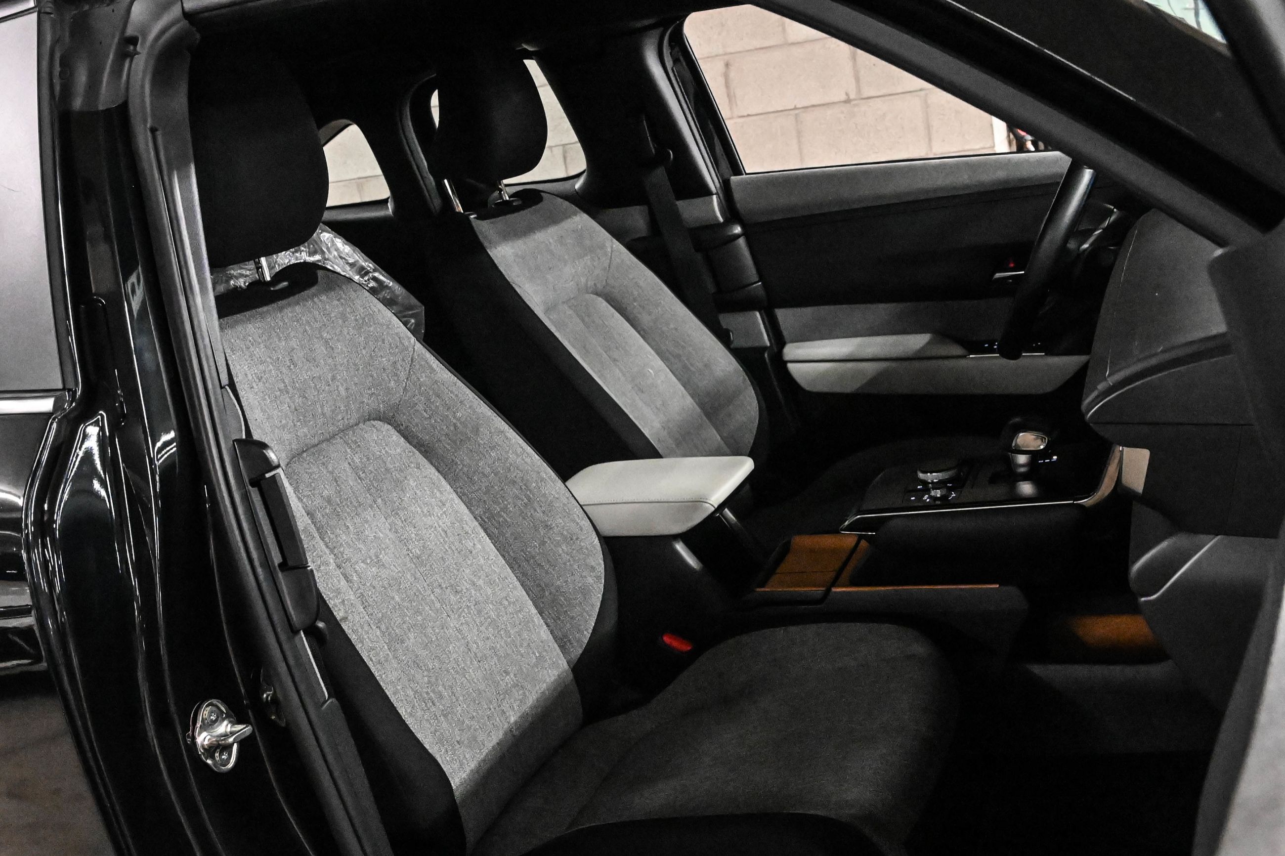 Mazda MX-30 EV  2022 à Dorval, Québec