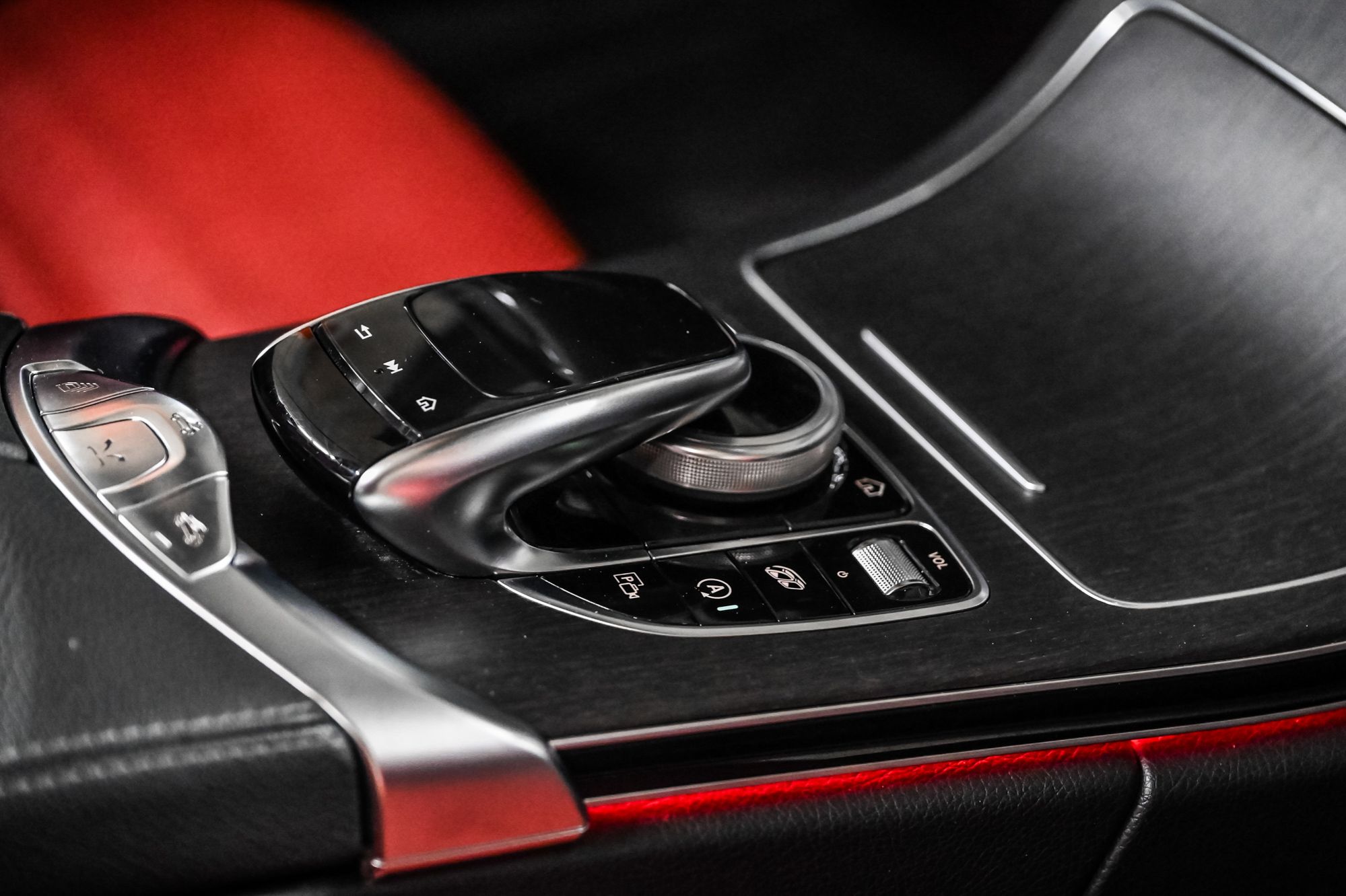 Mercedes-Benz C43 AMG  2019