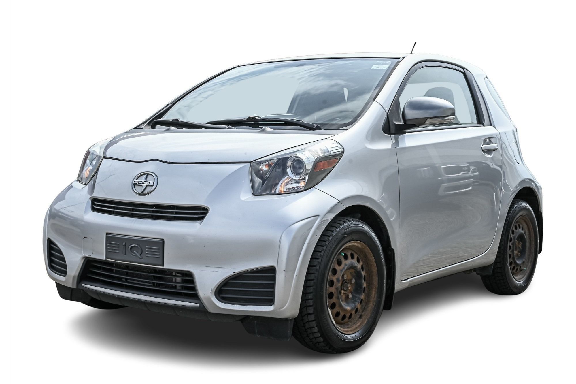2015 Scion iQ in Dorval, Quebec