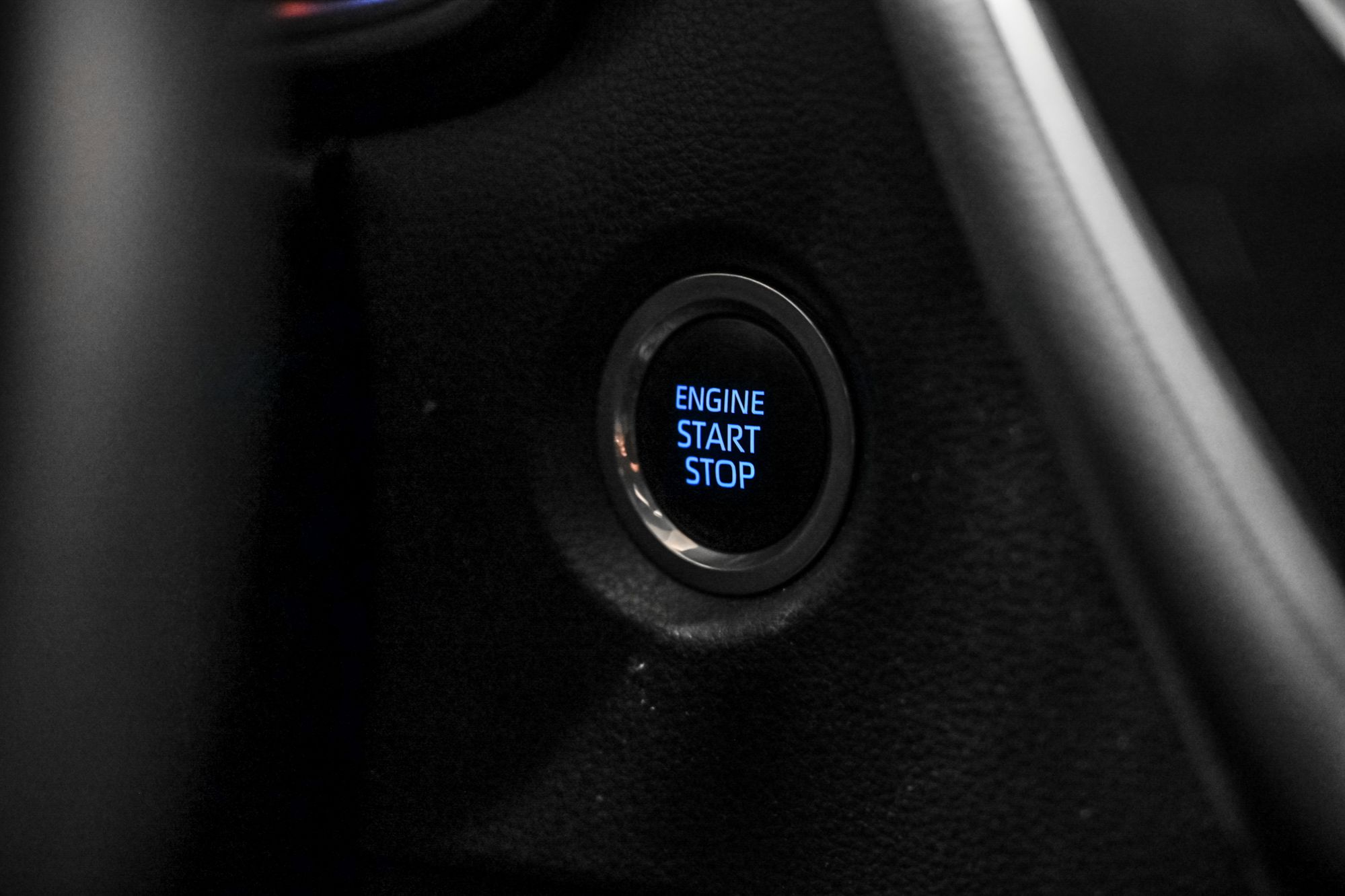 2022 Toyota Corolla in Dorval, Quebec