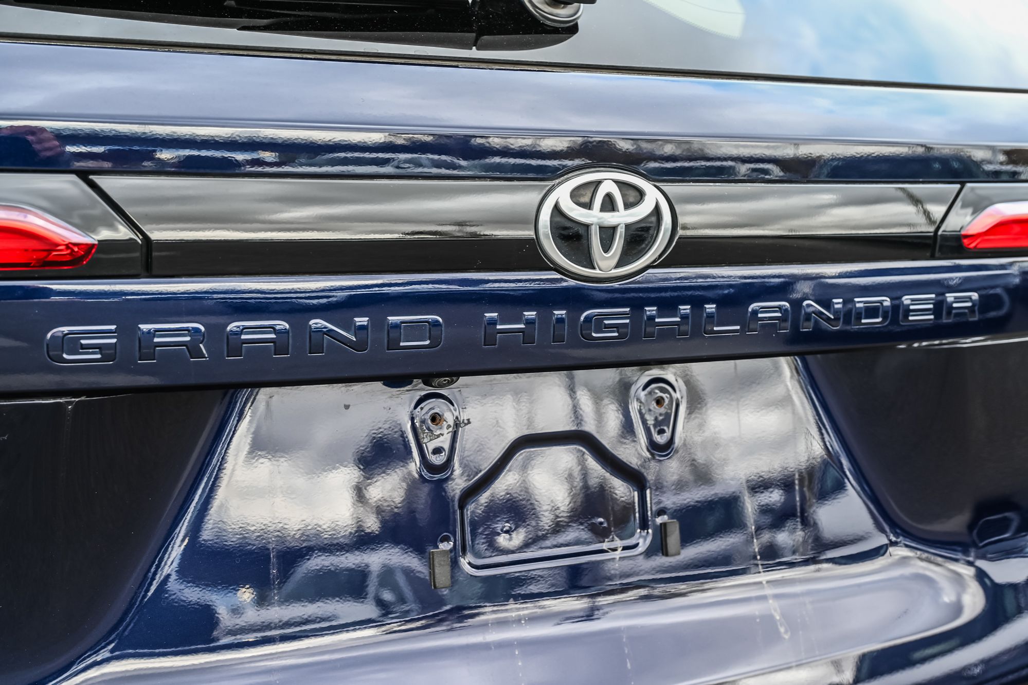 Toyota Grand Highlander  2024