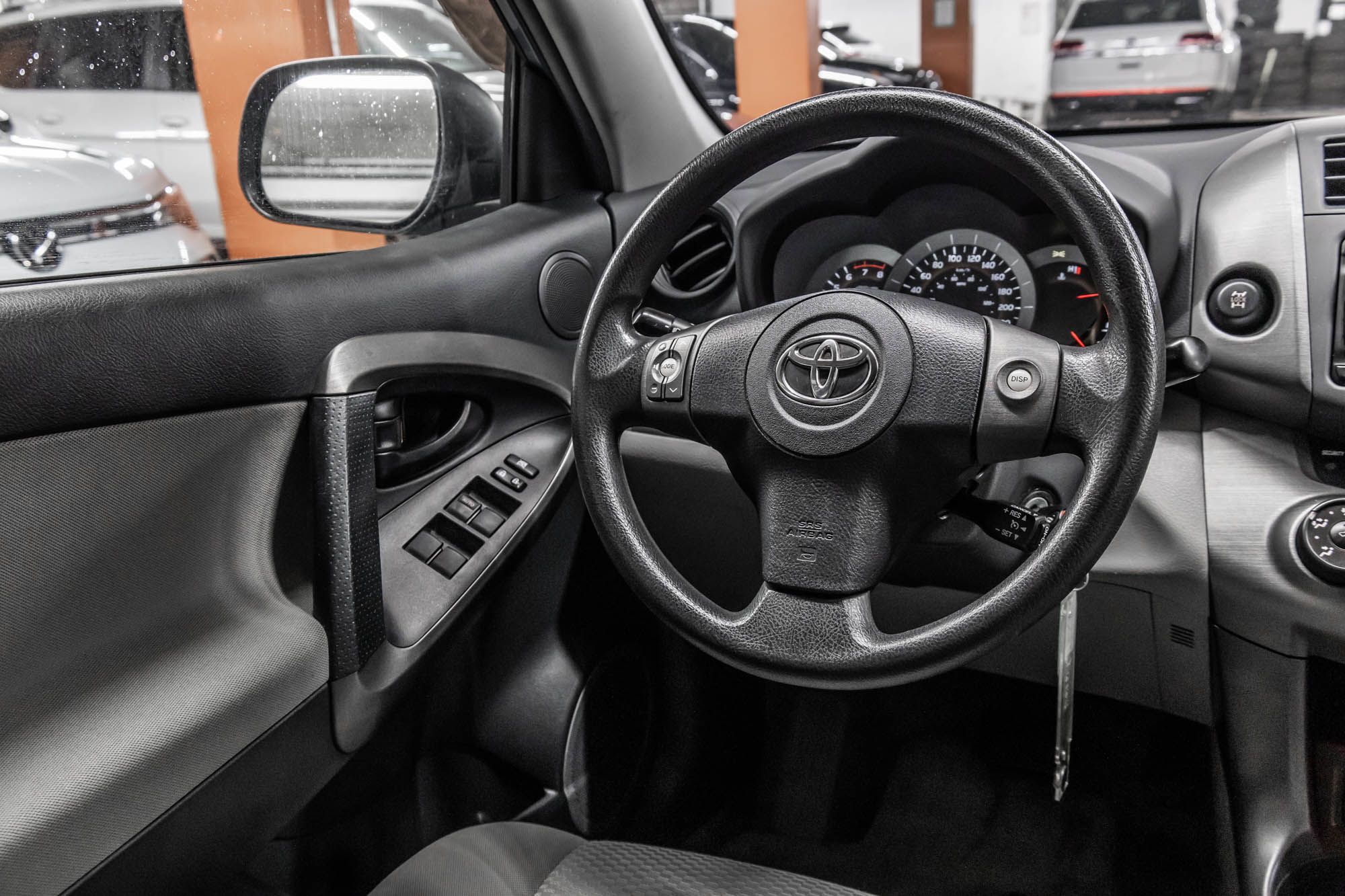 Toyota RAV4  2012