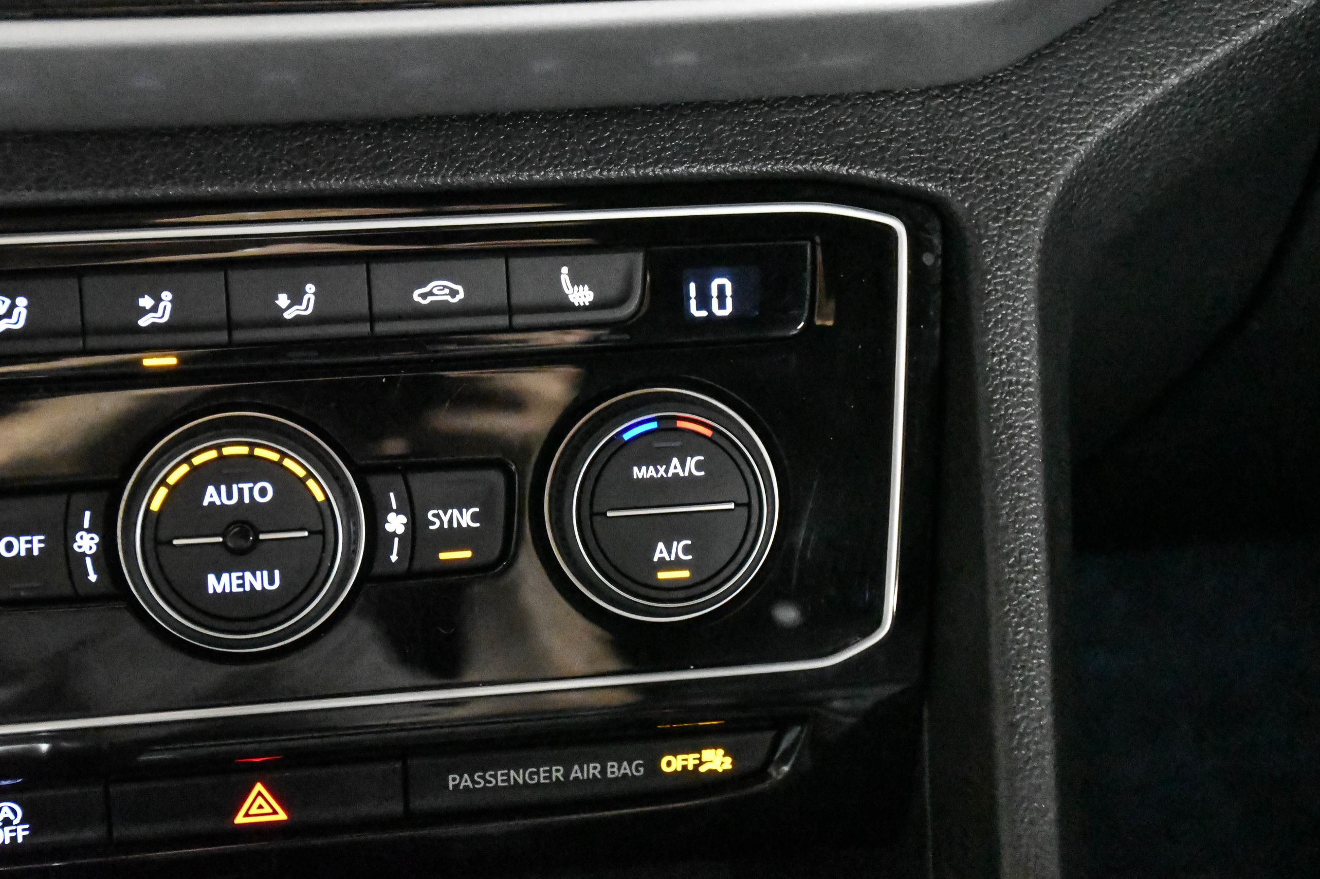 2020 Volkswagen Atlas Cross Sport in Dorval, Quebec