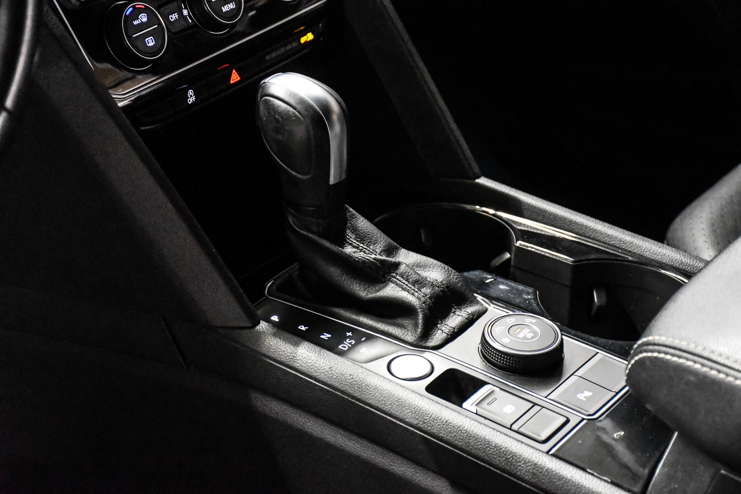 2020 Volkswagen Atlas Cross Sport in Dorval, Quebec