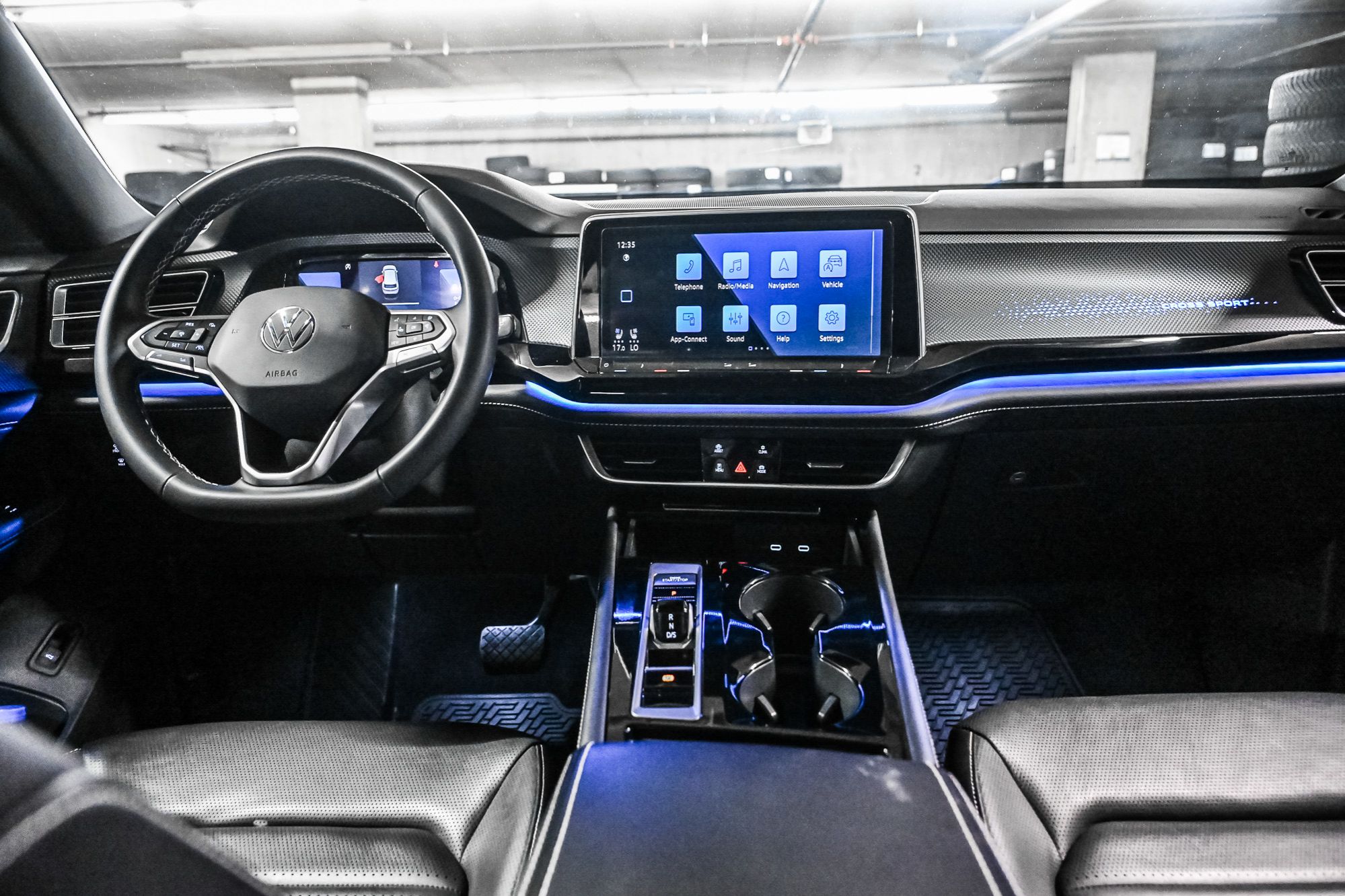Volkswagen Atlas Cross Sport  2024 à Dorval, Québec