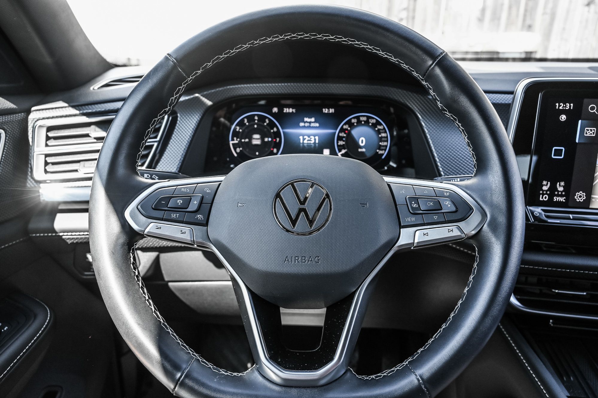 2025 Volkswagen Atlas Cross Sport in Dorval, Quebec