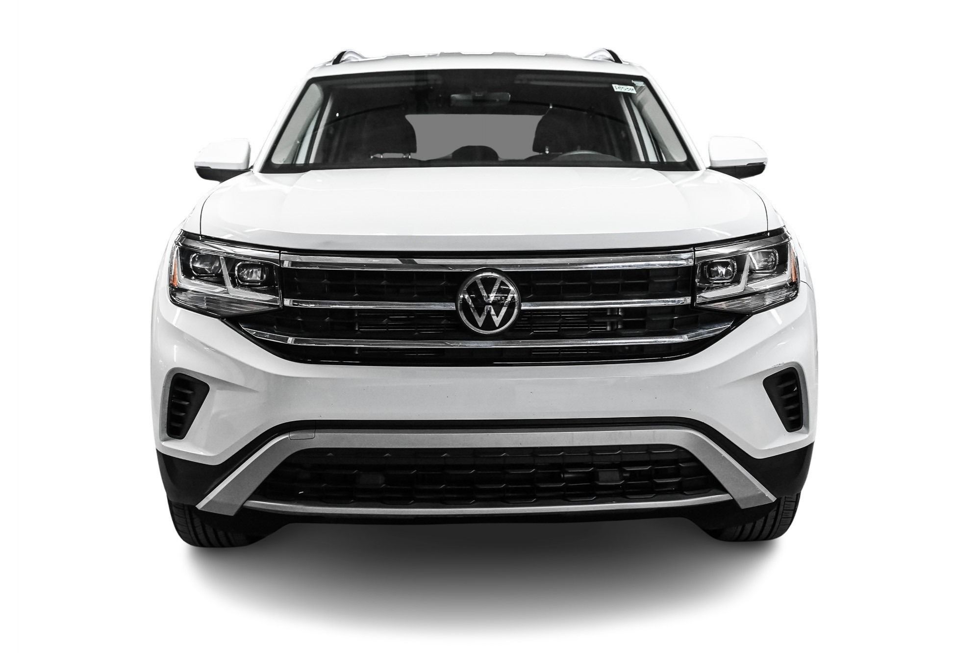 Photo 2021 Volkswagen Atlas Trendline 2.0T 8sp at w/Tip 4MOTION (2) #2
