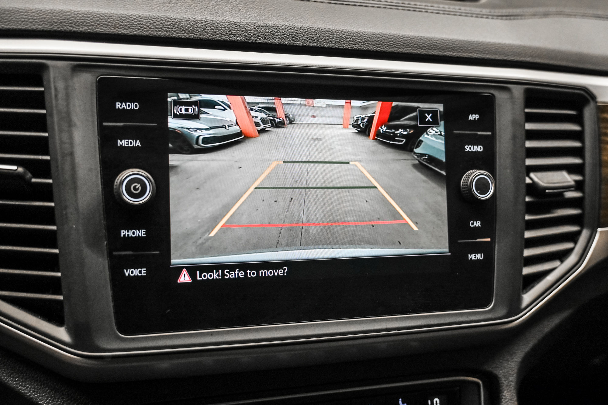 2022 Volkswagen Atlas in Dorval, Quebec