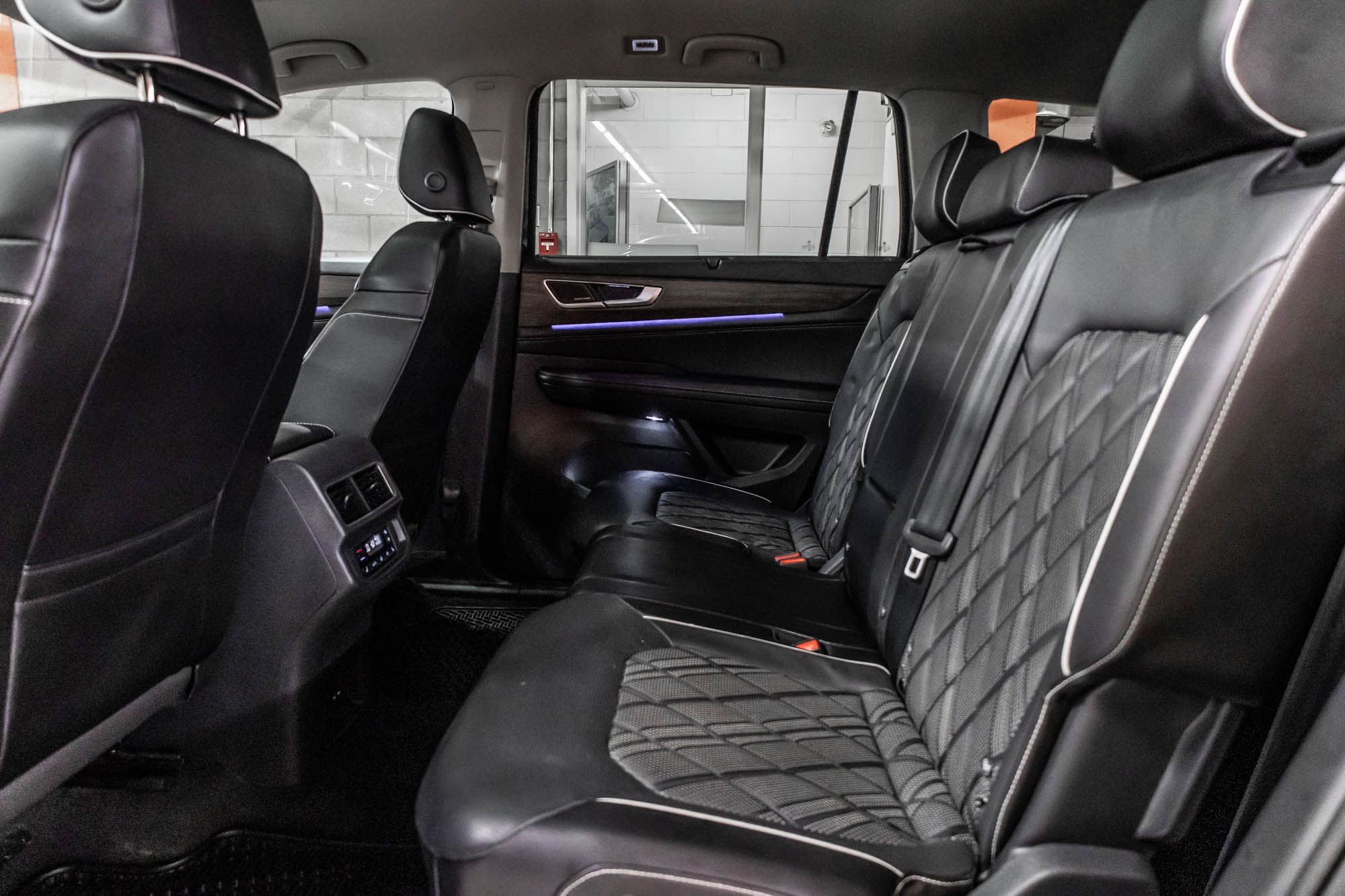 Volkswagen Atlas  2024 à Dorval, Québec
