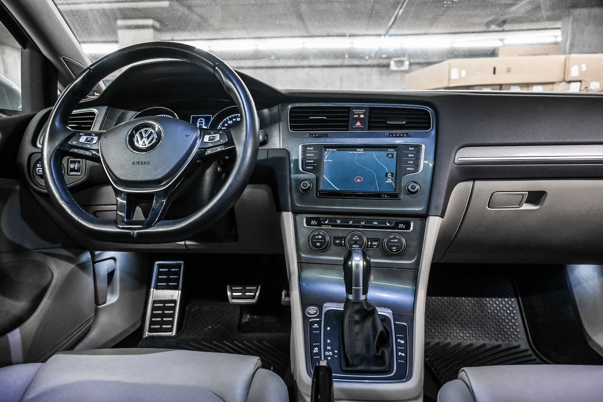 2017 Volkswagen Golf Alltrack in Dorval, Quebec