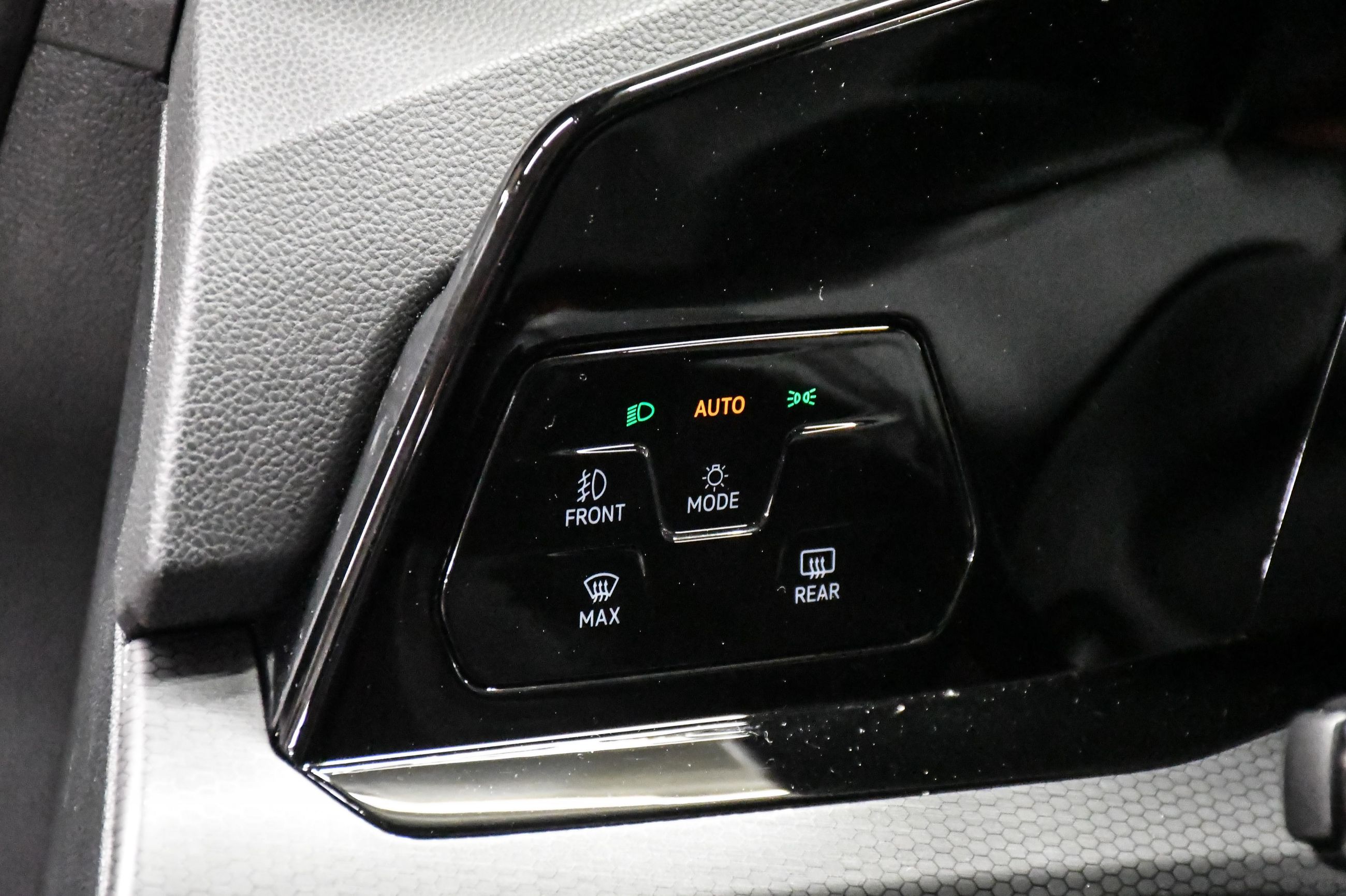 2024 Volkswagen Golf GTI in Dorval, Quebec