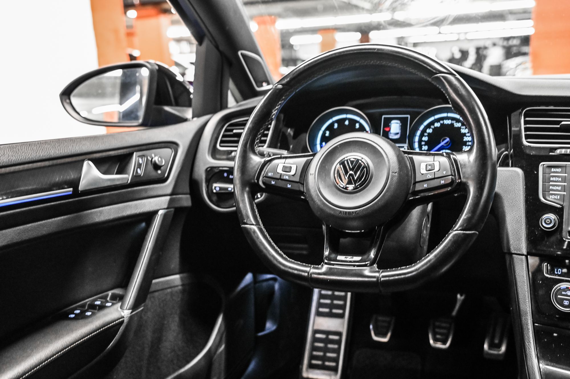 2016 Volkswagen Golf R in Dorval, Quebec