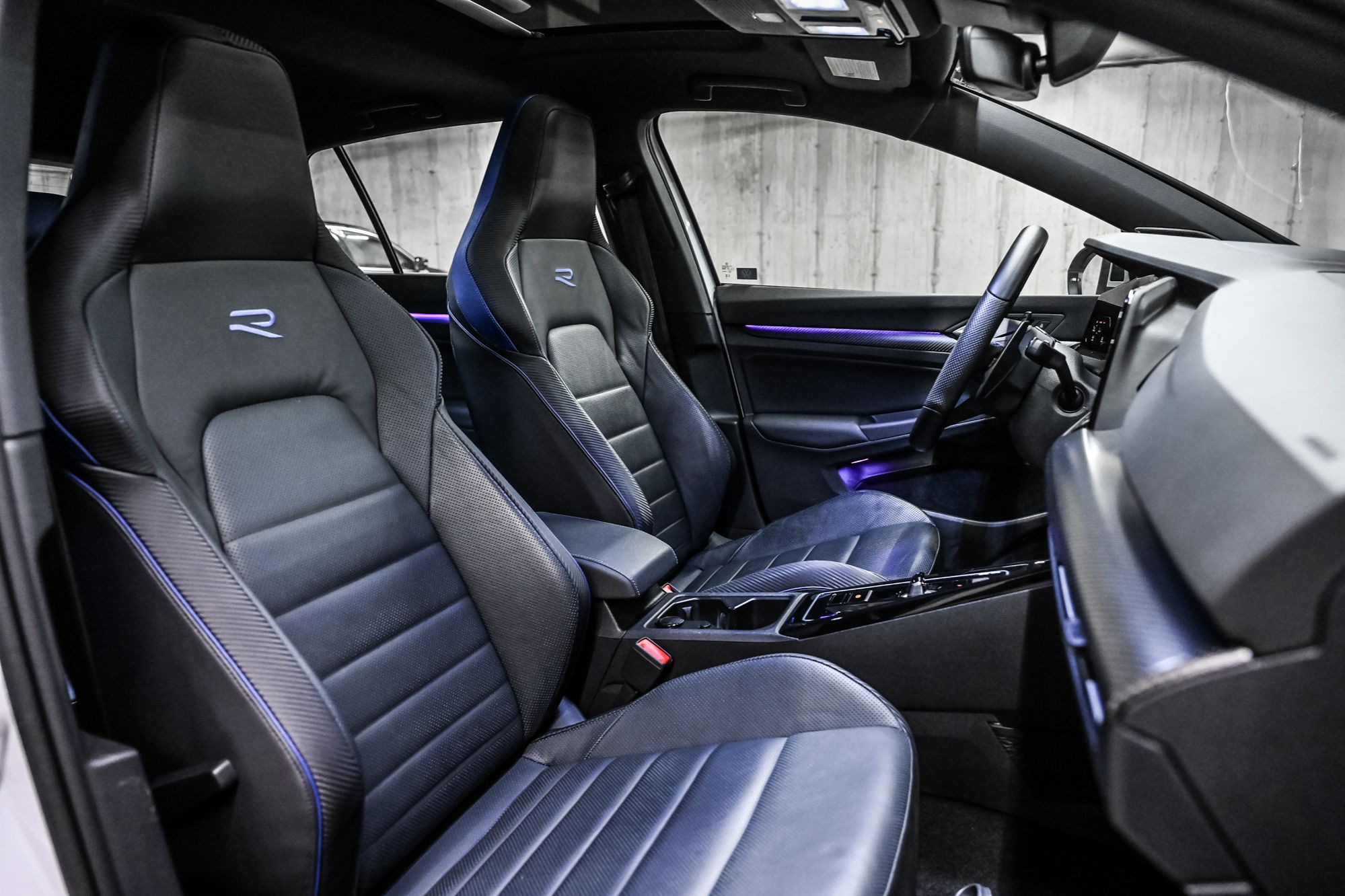 2024 Volkswagen Golf R in Dorval, Quebec