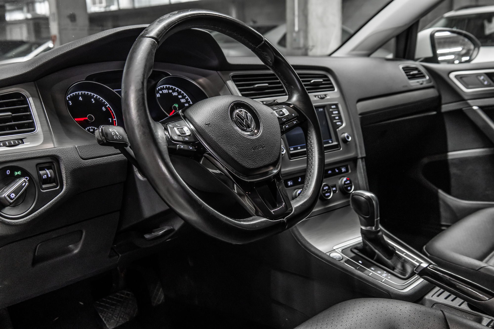 Volkswagen Golf  2017 à Dorval, Québec
