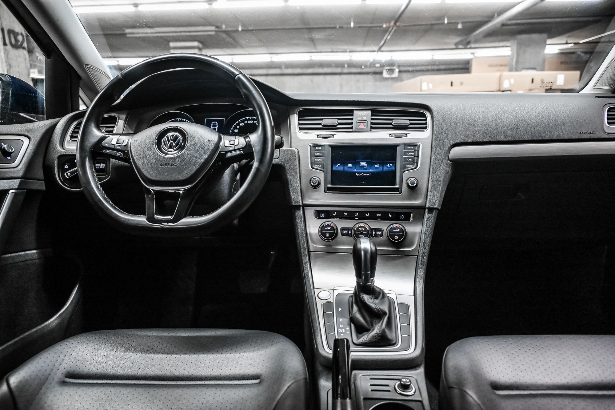 2017 Volkswagen Golf in Dorval, Quebec