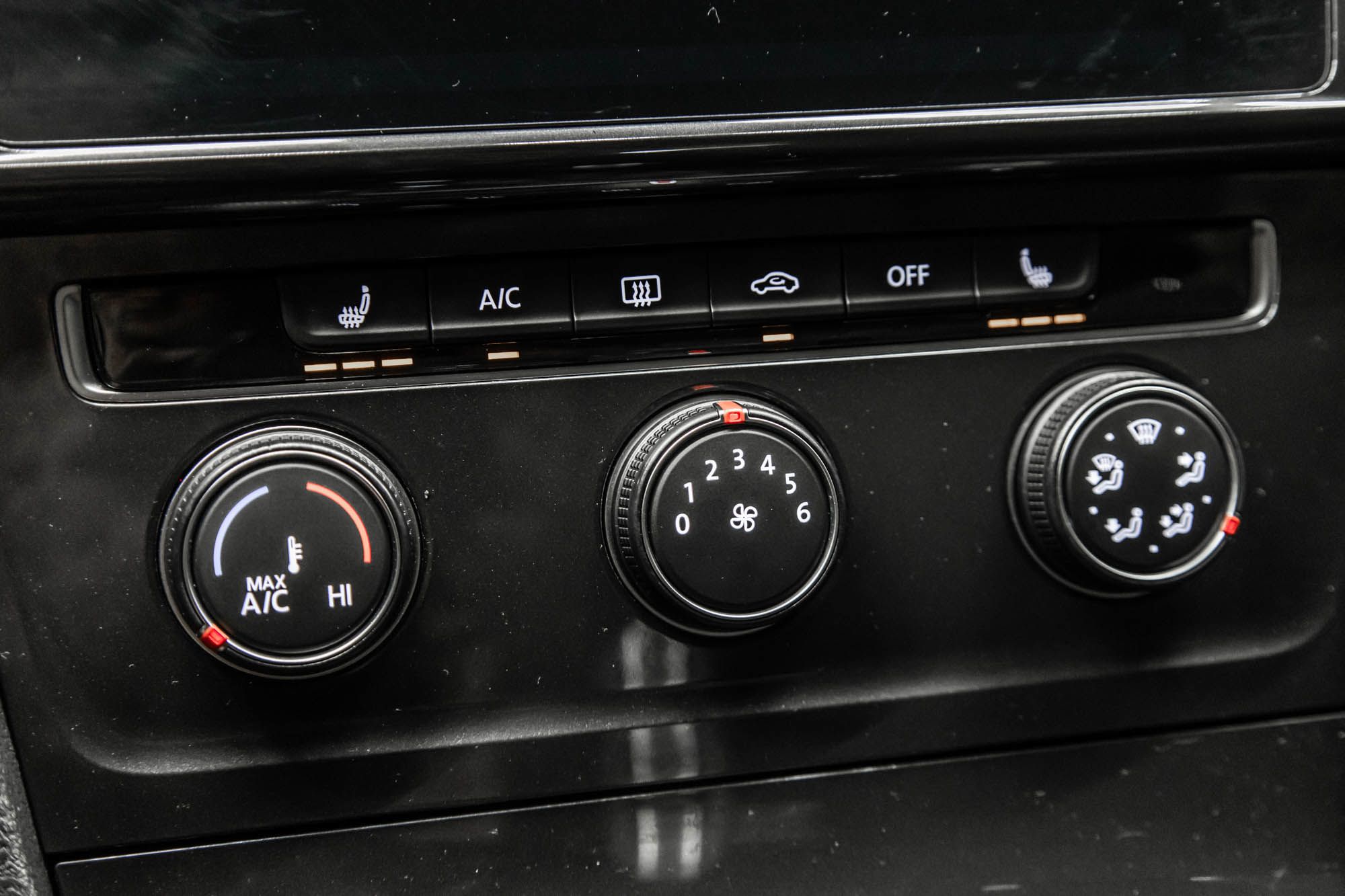 2021 Volkswagen Golf in Dorval, Quebec