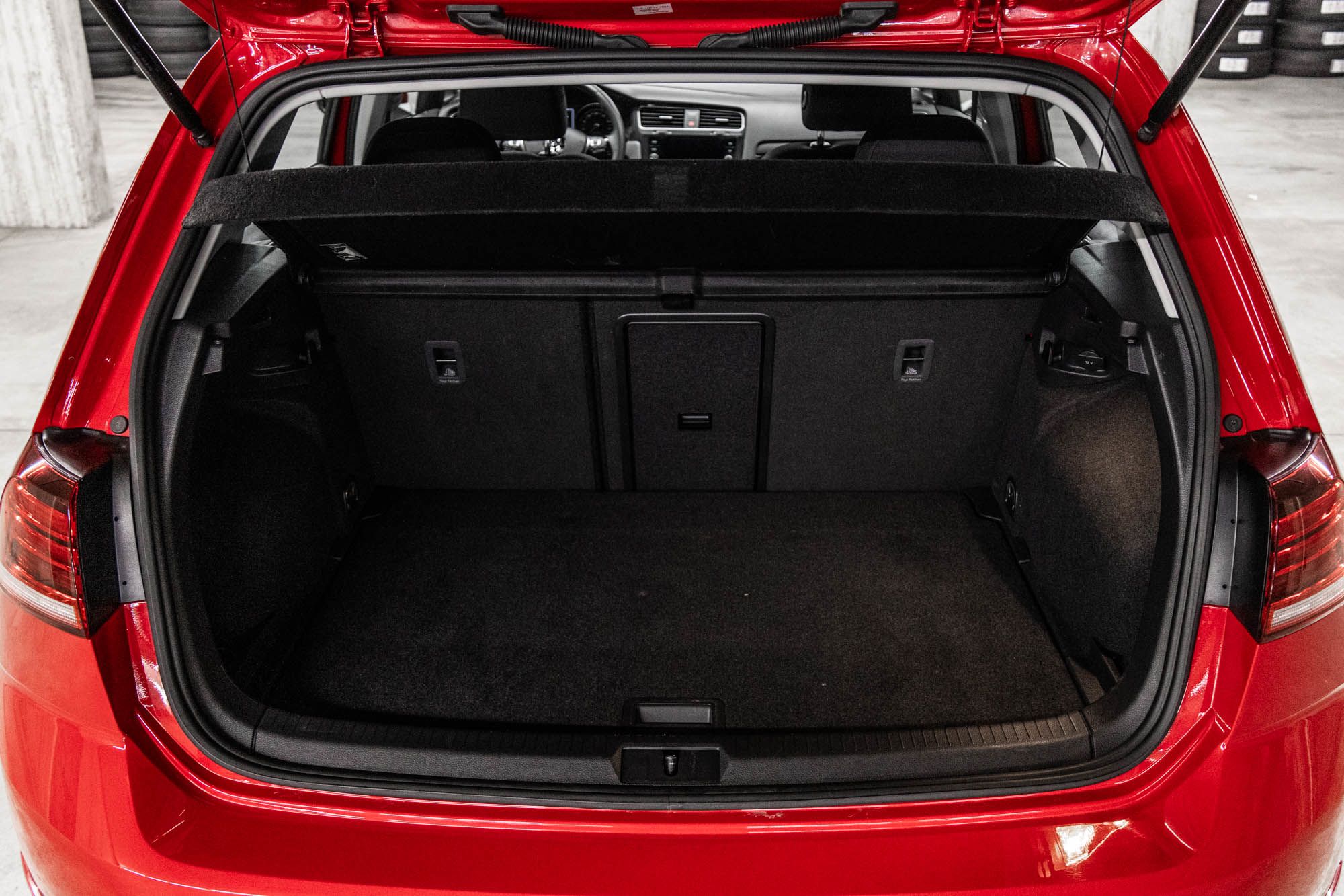 2021 Volkswagen Golf in Dorval, Quebec