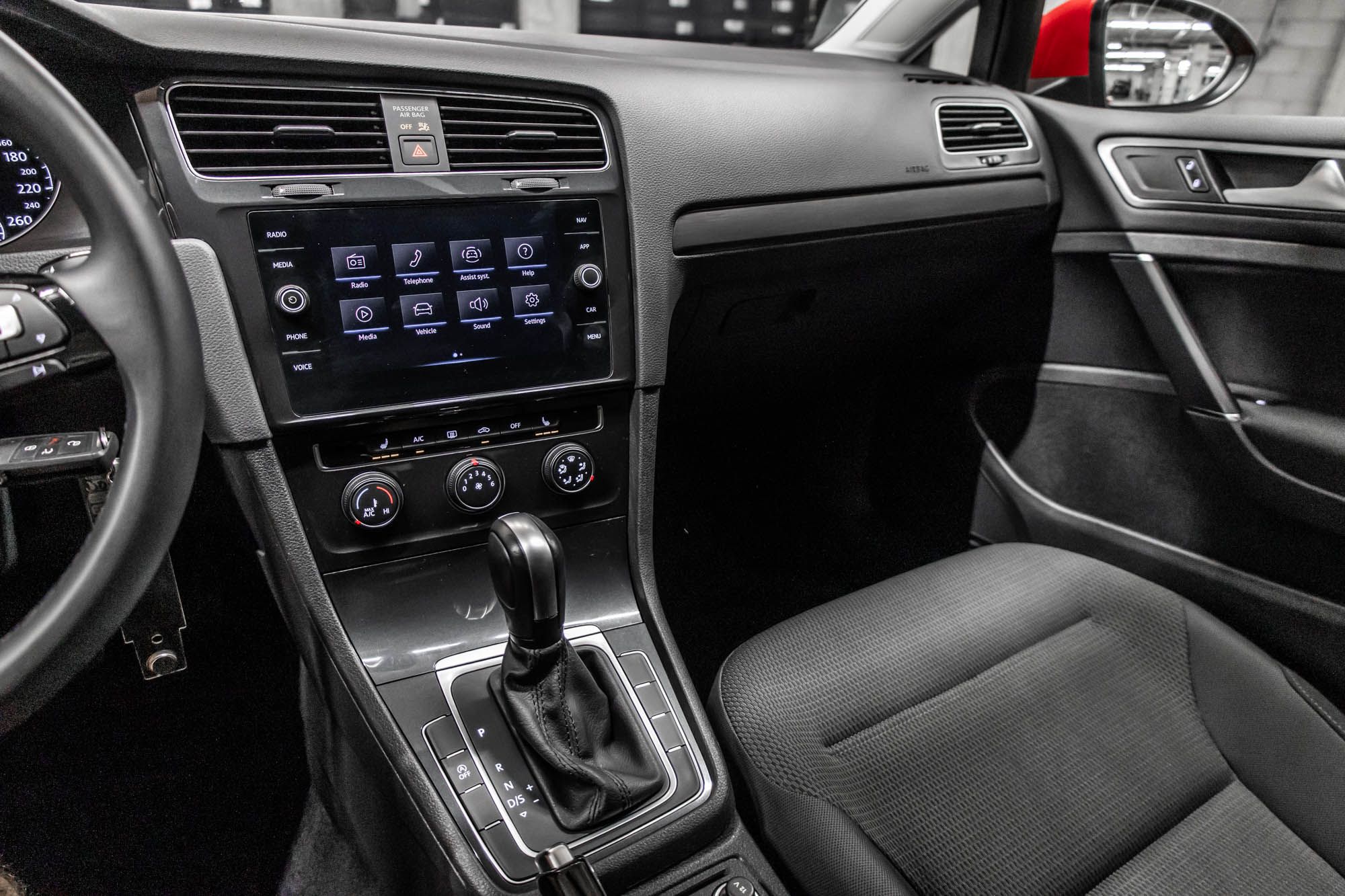 2021 Volkswagen Golf in Dorval, Quebec