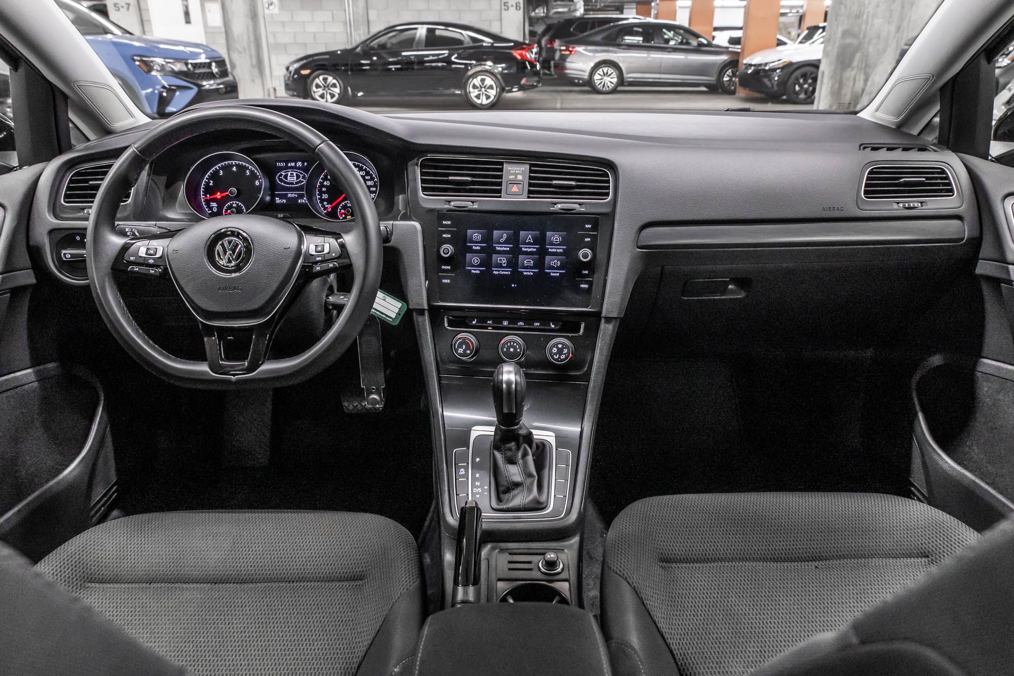 Volkswagen Golf  2021