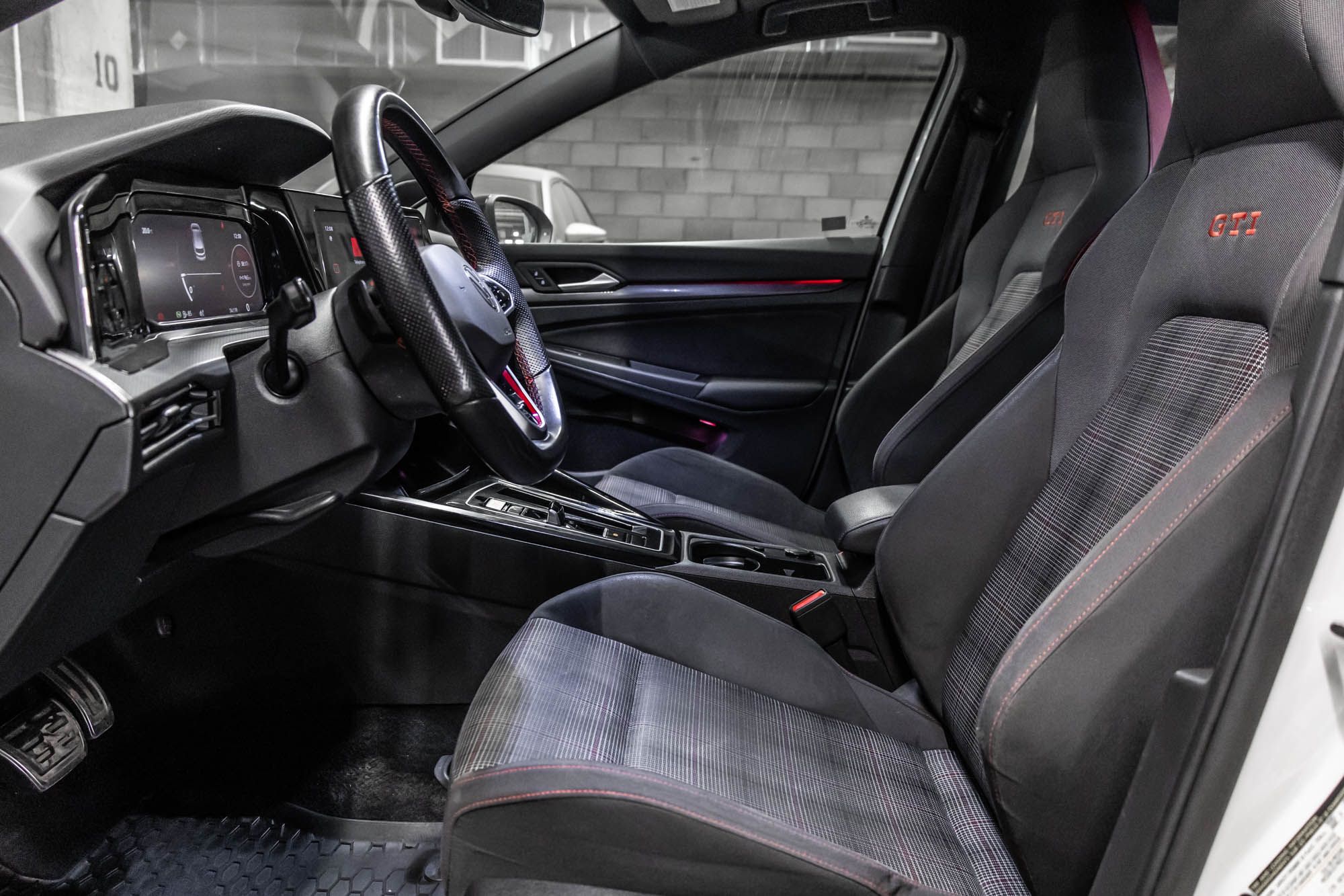 Volkswagen GTI  2023 à Dorval, Québec