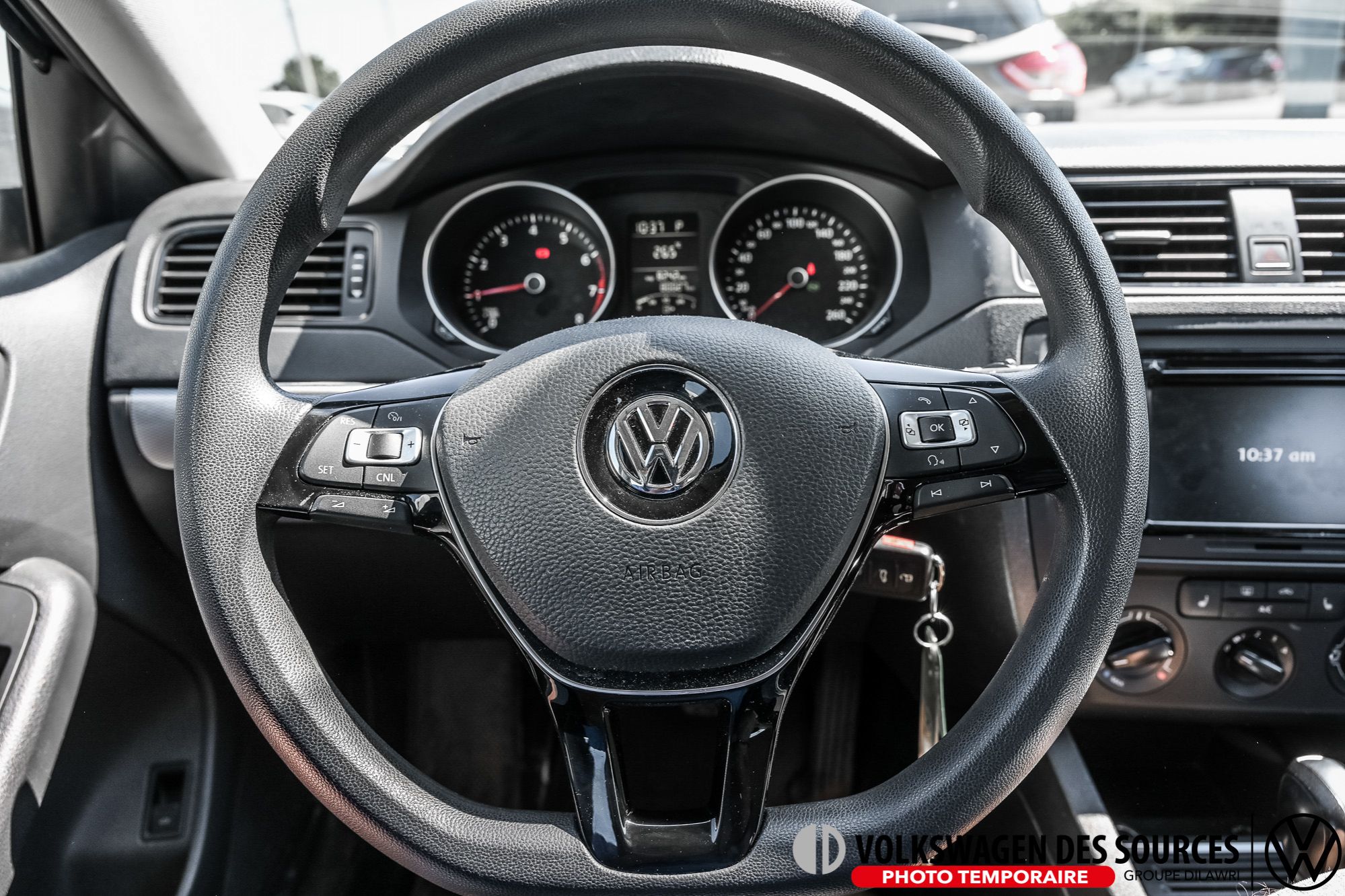 Photo Volkswagen Jetta Trendline 2.0 6sp at 2015 #5