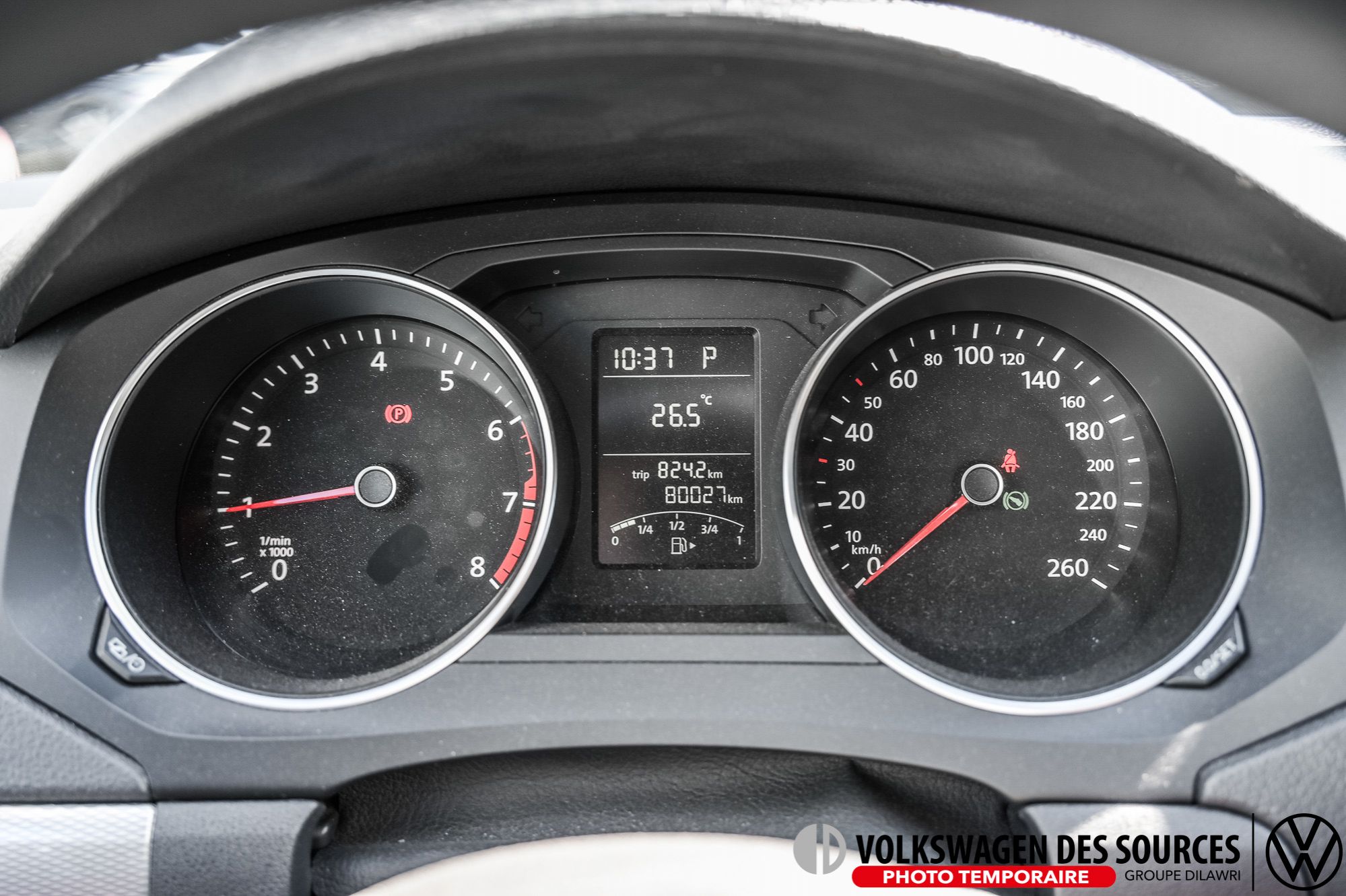 Photo Volkswagen Jetta Trendline 2.0 6sp at 2015 #6