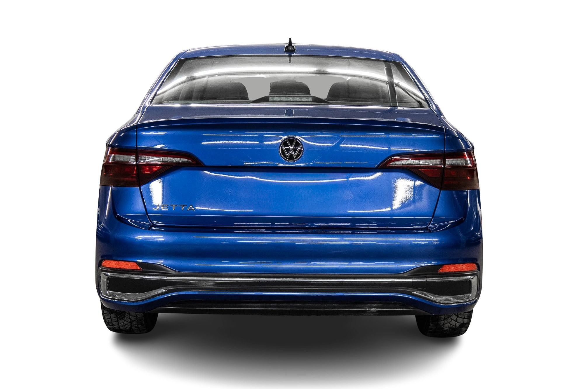 Volkswagen Jetta  2023 à Dorval, Québec