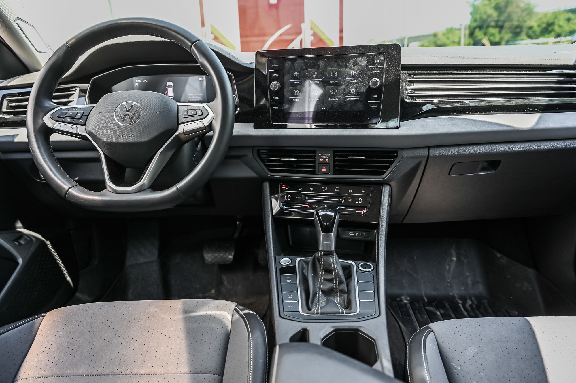2025 Volkswagen Jetta in Dorval, Quebec