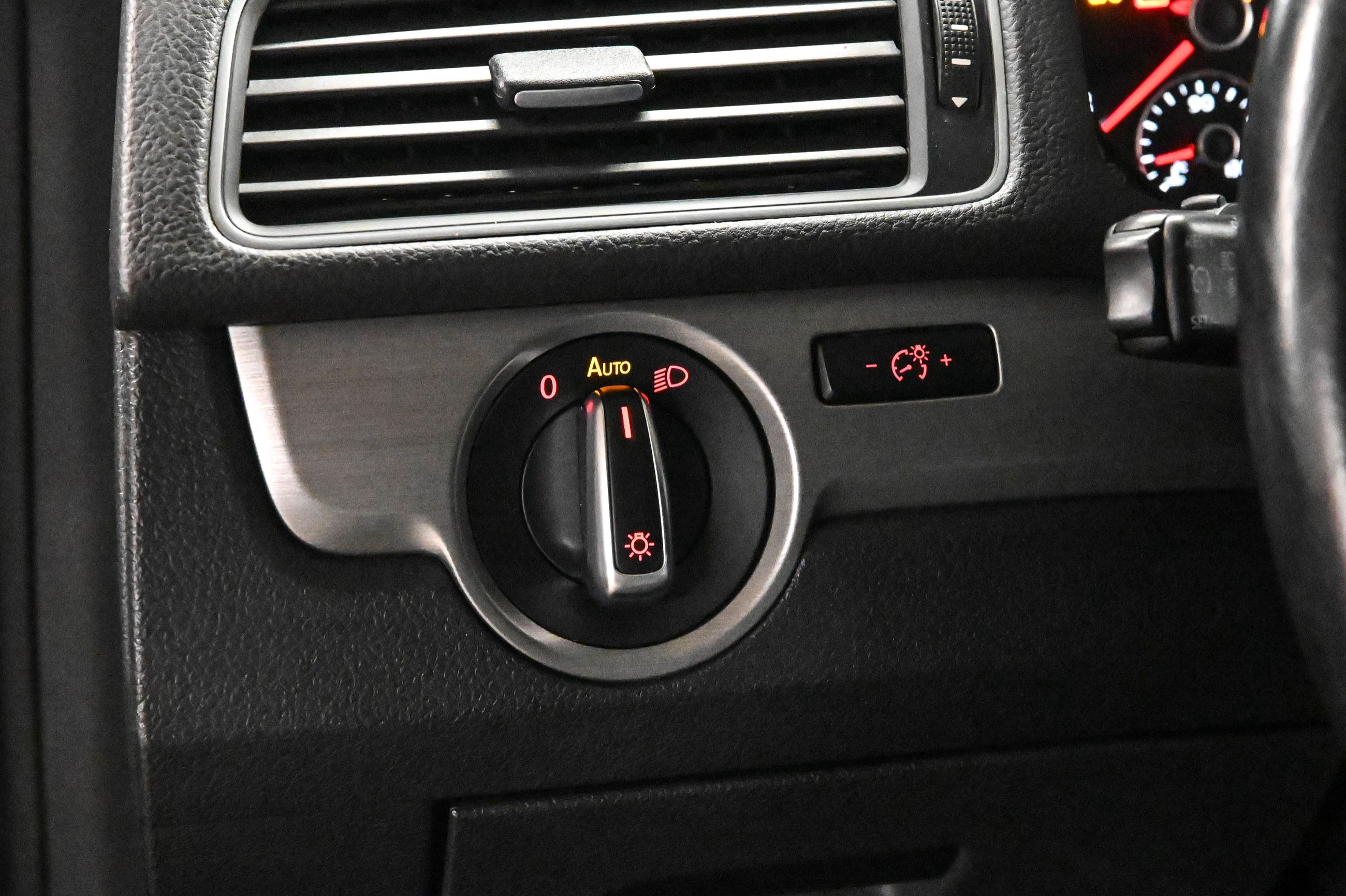 2015 Volkswagen Passat in Dorval, Quebec