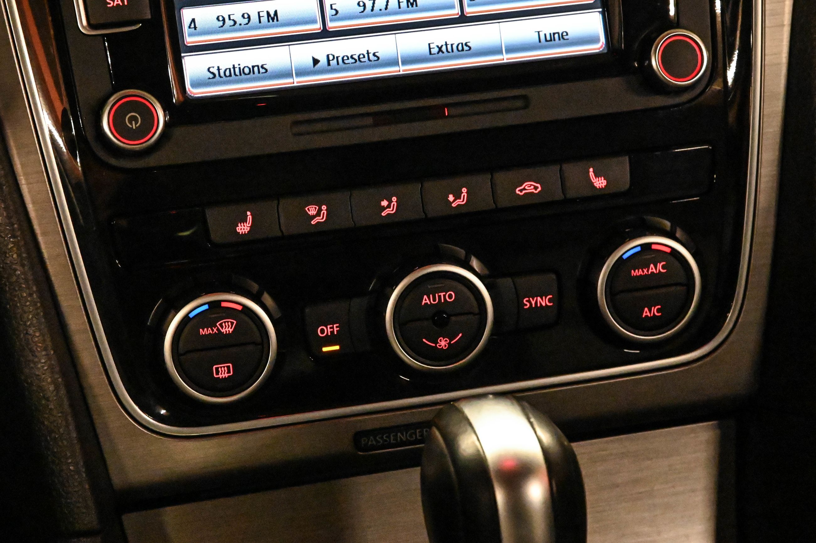 2015 Volkswagen Passat in Dorval, Quebec