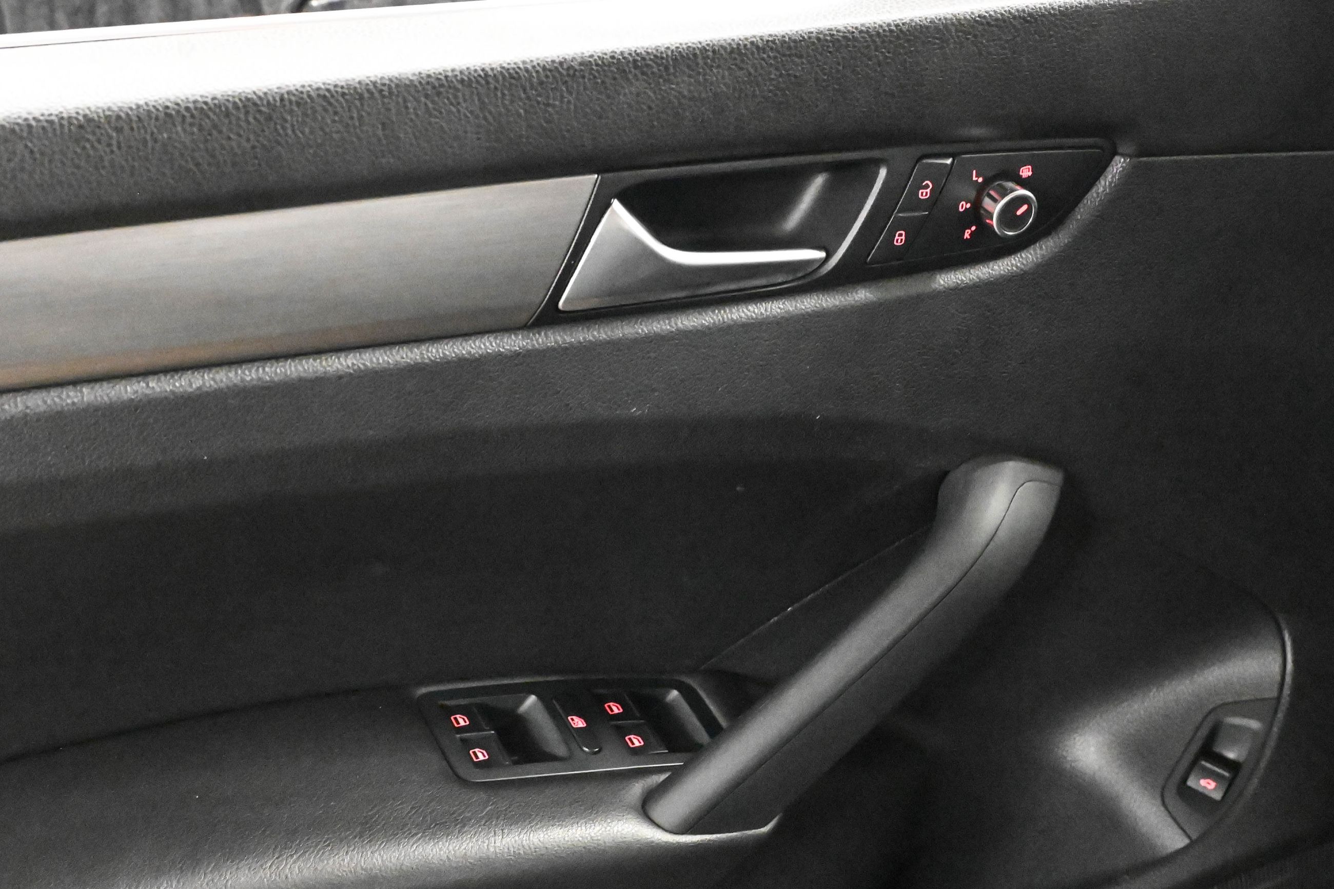 2015 Volkswagen Passat in Dorval, Quebec