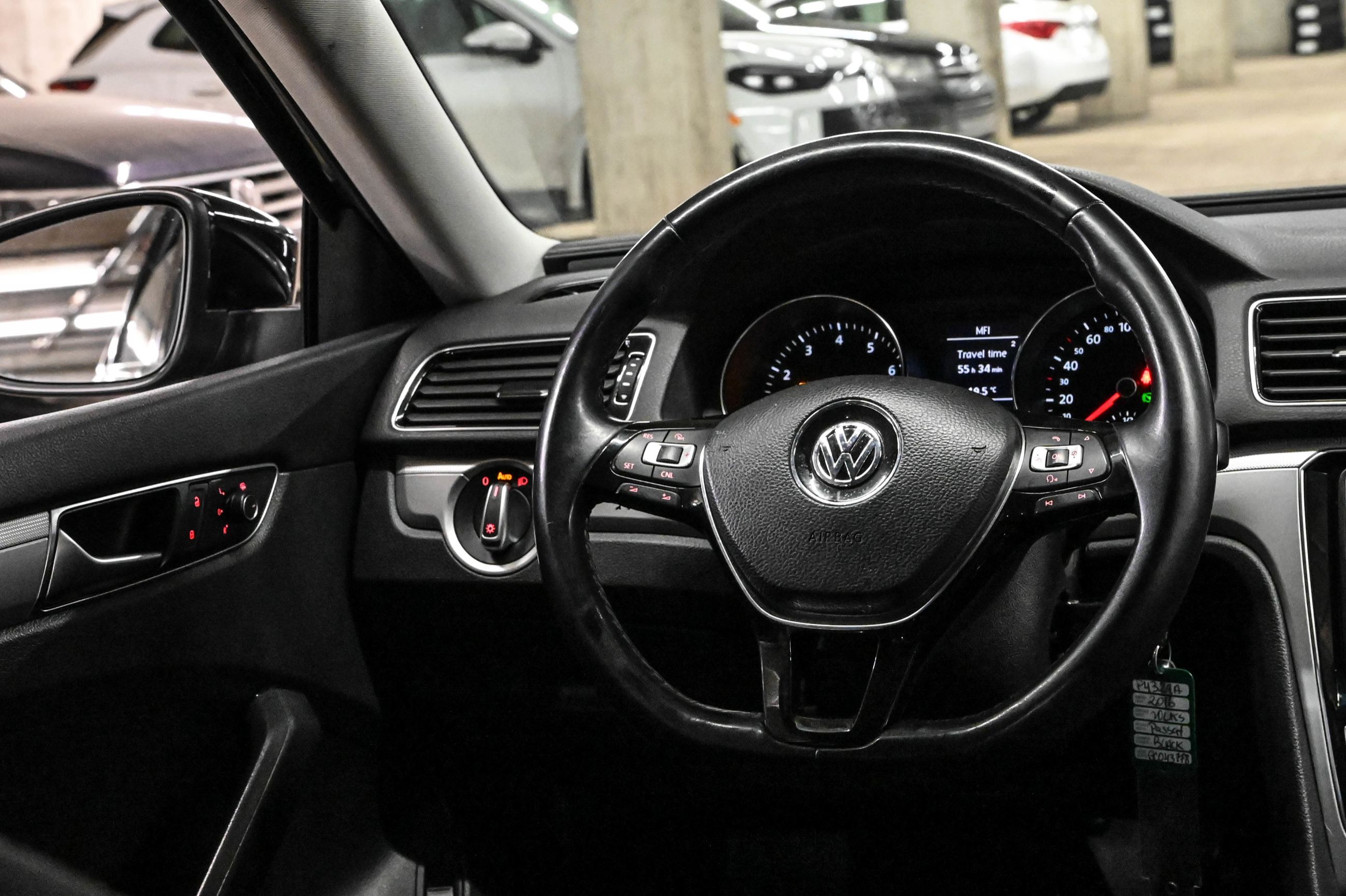 Volkswagen Passat  2016 à Dorval, Québec