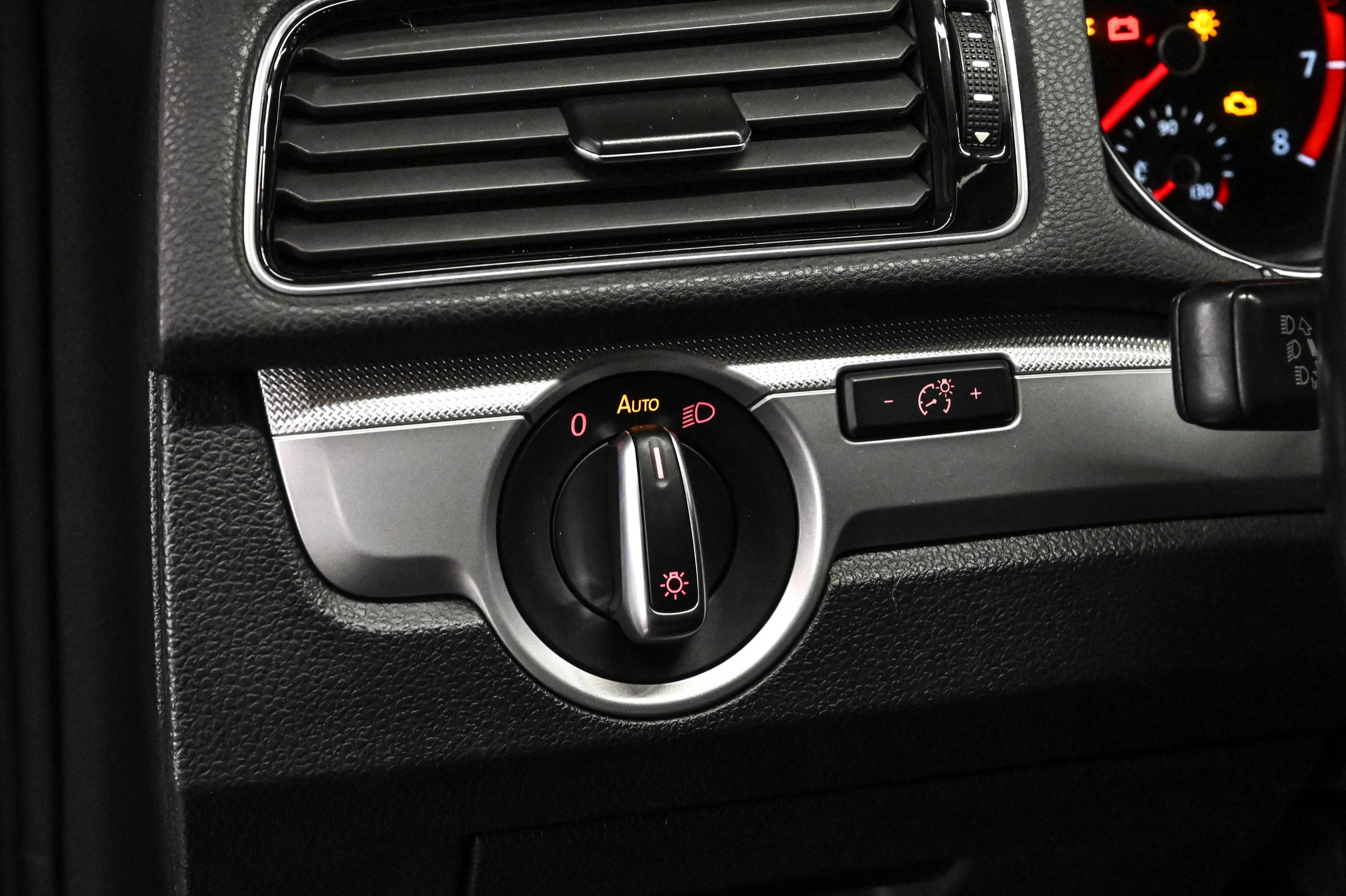 Volkswagen Passat  2016 à Dorval, Québec